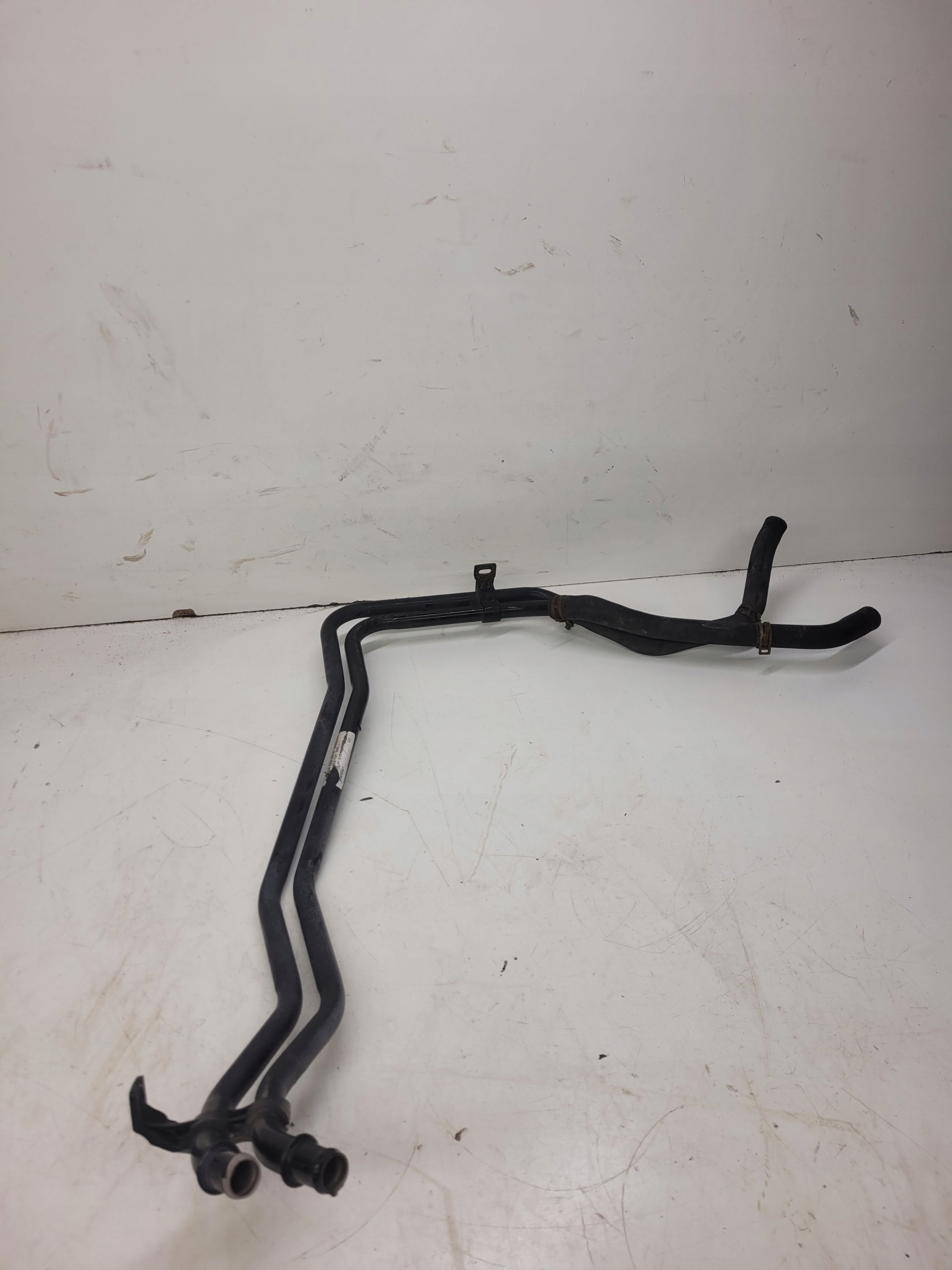 vedení hadice vody VW CRAFTER SPRINTER 9068320615