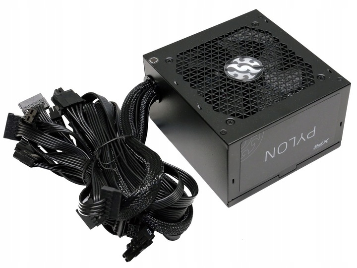 Gamingowy R5 1600 RTX 2060 32GB 512GB FV Win11 Typ komputera komputer stacjonarny