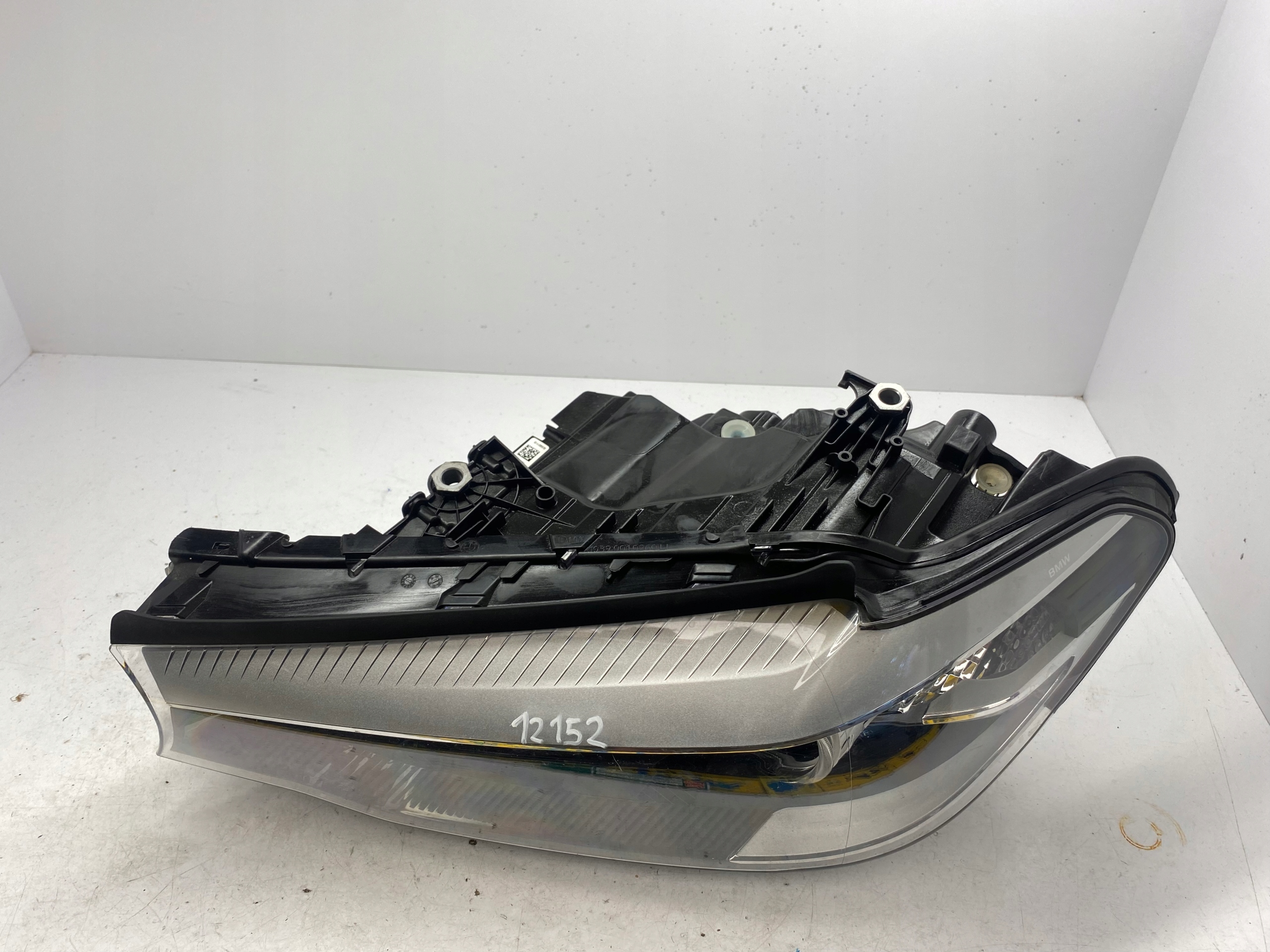 BMW 5 G30 G31 light left LED 8499111