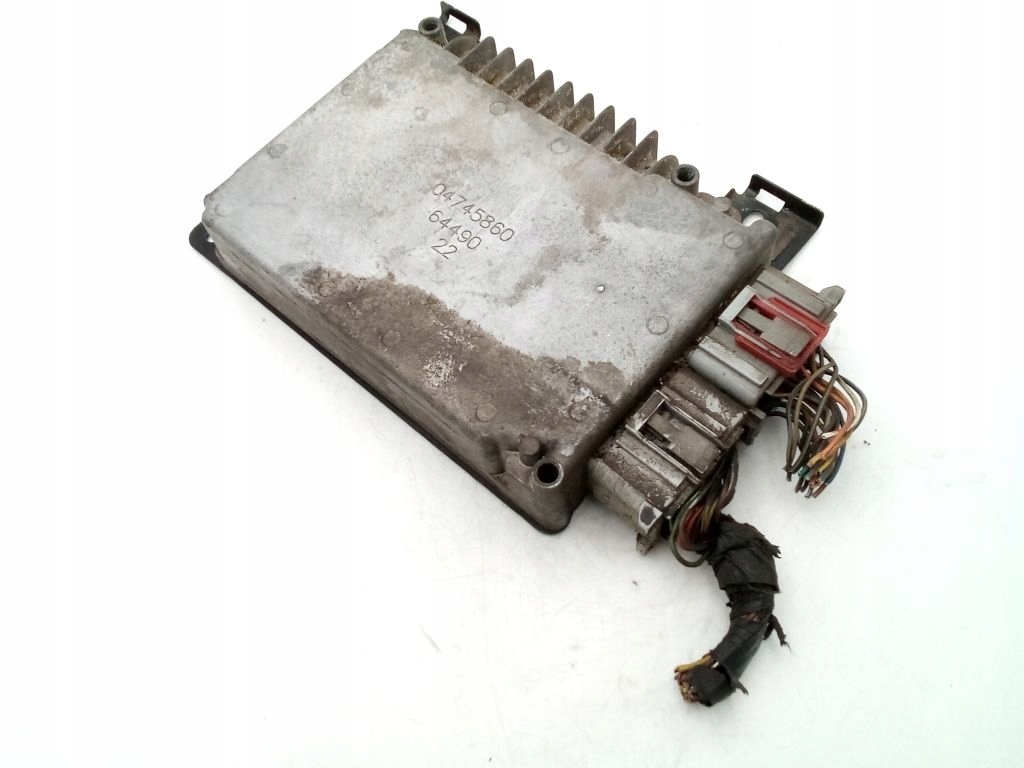Chrysler PT Cruiser computer Centralina Motore 05033664AC
