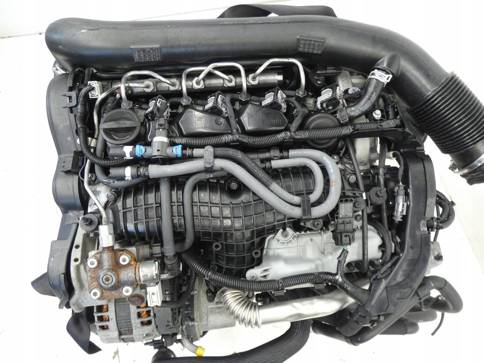 engine pillar D4204T9 VOLVO V60 V70 V40 S60 S90 2.0D D3 150KM