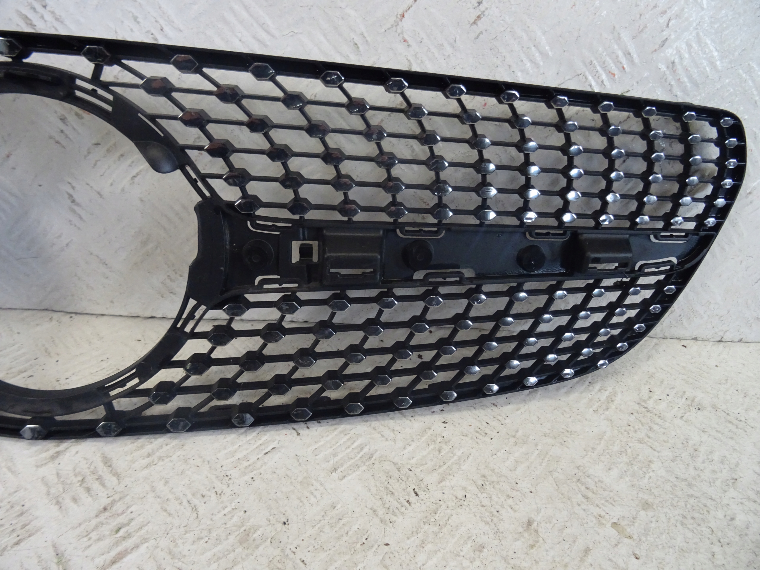 grill grille front front MERCEDES E-KLASA COUPE 238 A2388880400