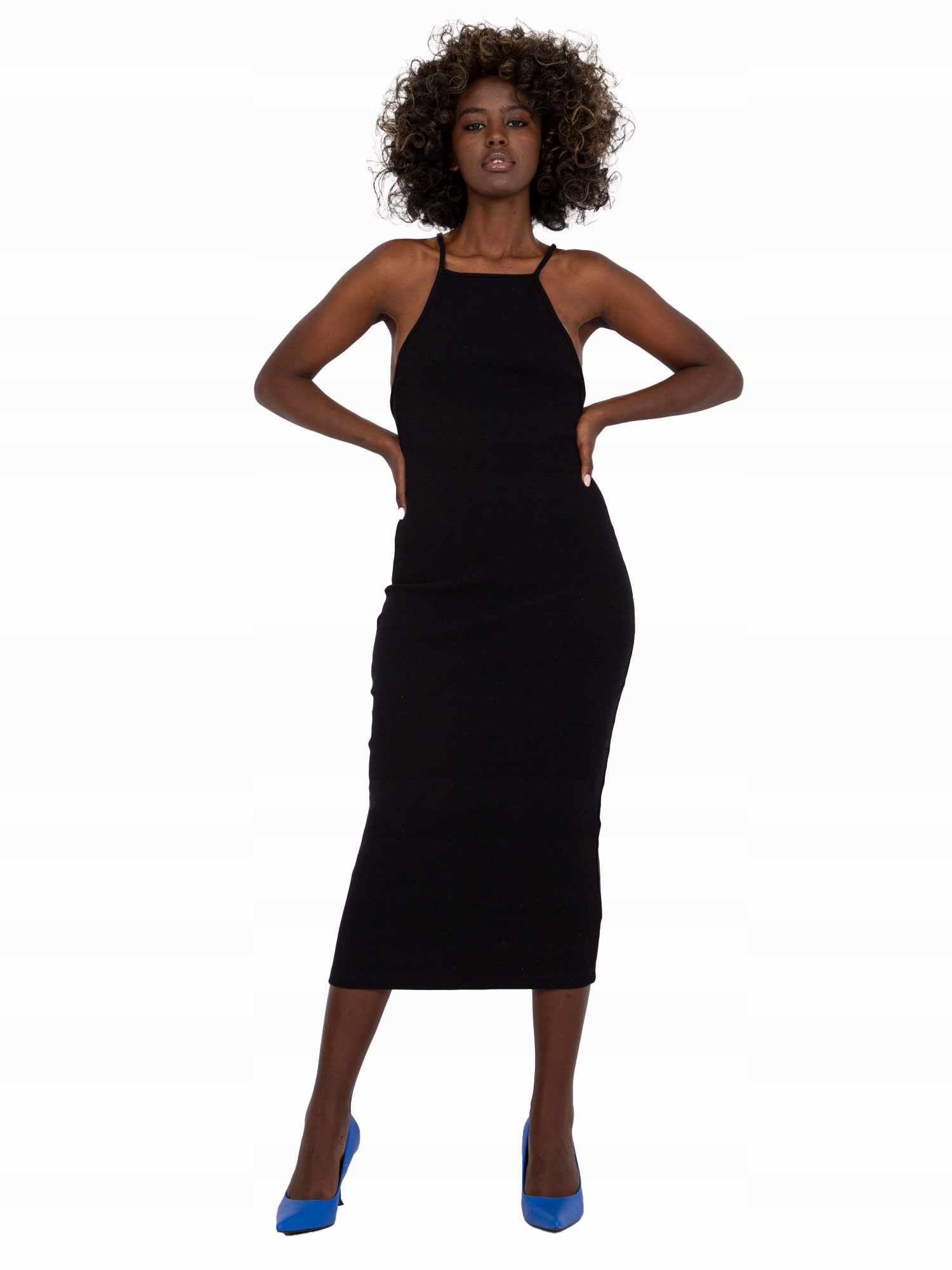 

Dopasowana sukienka w prążek na ramiączkach L