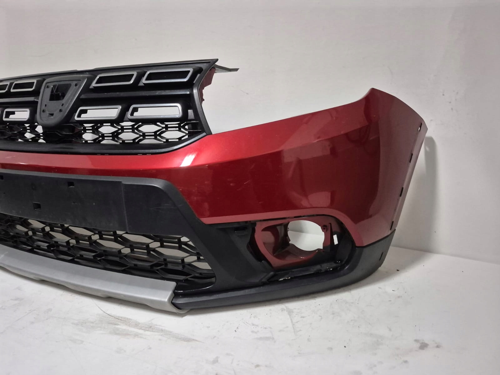 DACIA SANDERO II STEPWAY LIFT 16- bumper front front 620223900R
