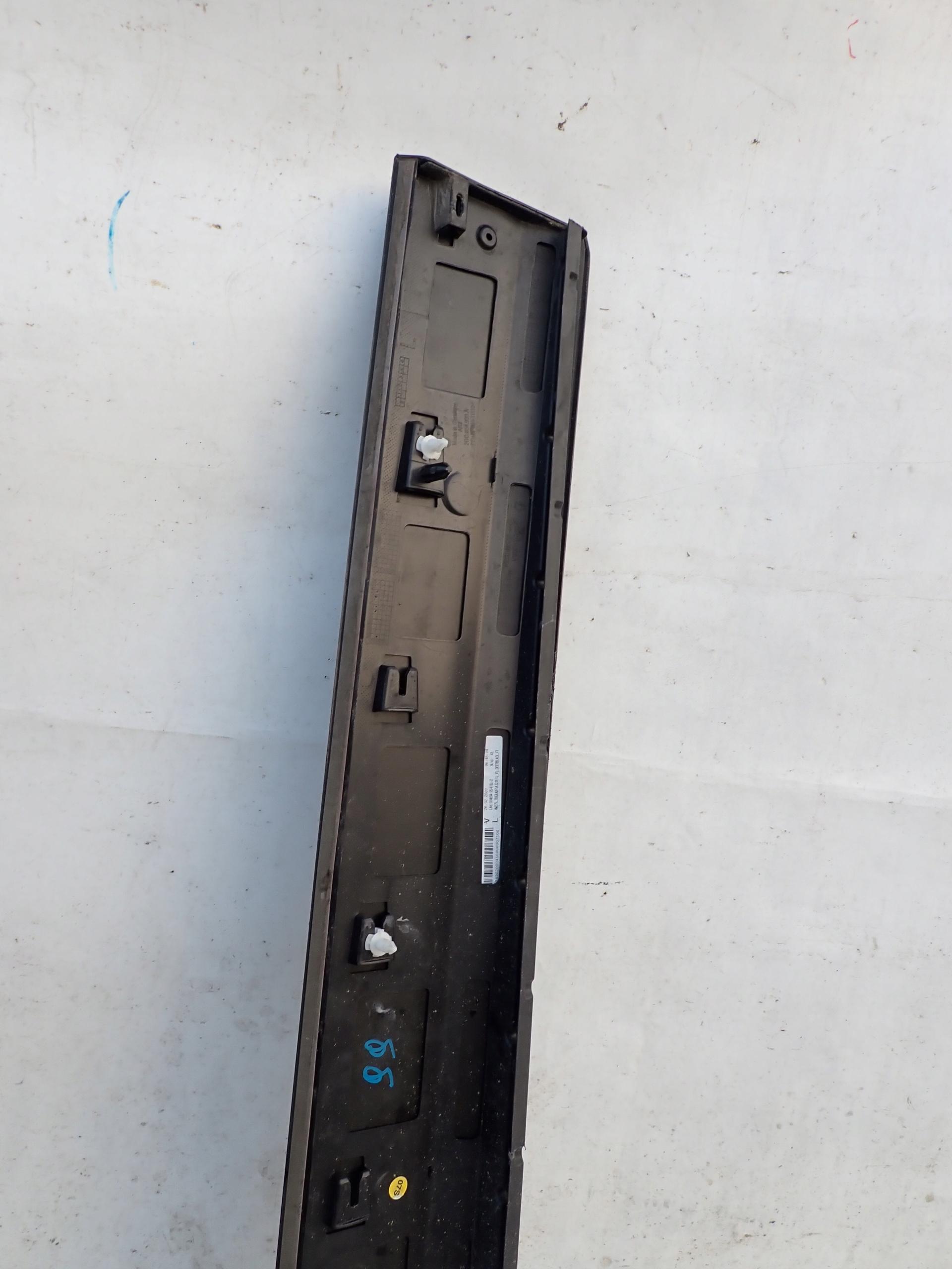 VW T-ROC CABRIO 19- moulding door right
