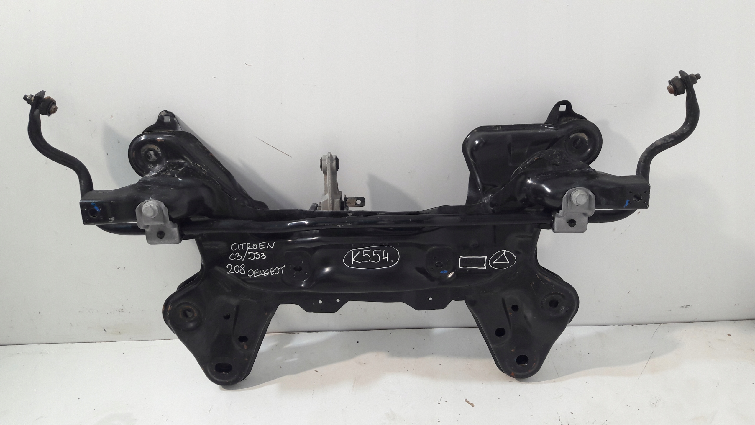 axle beam front PEUGEOT 208 and CITROEN C3 subframe front 715974