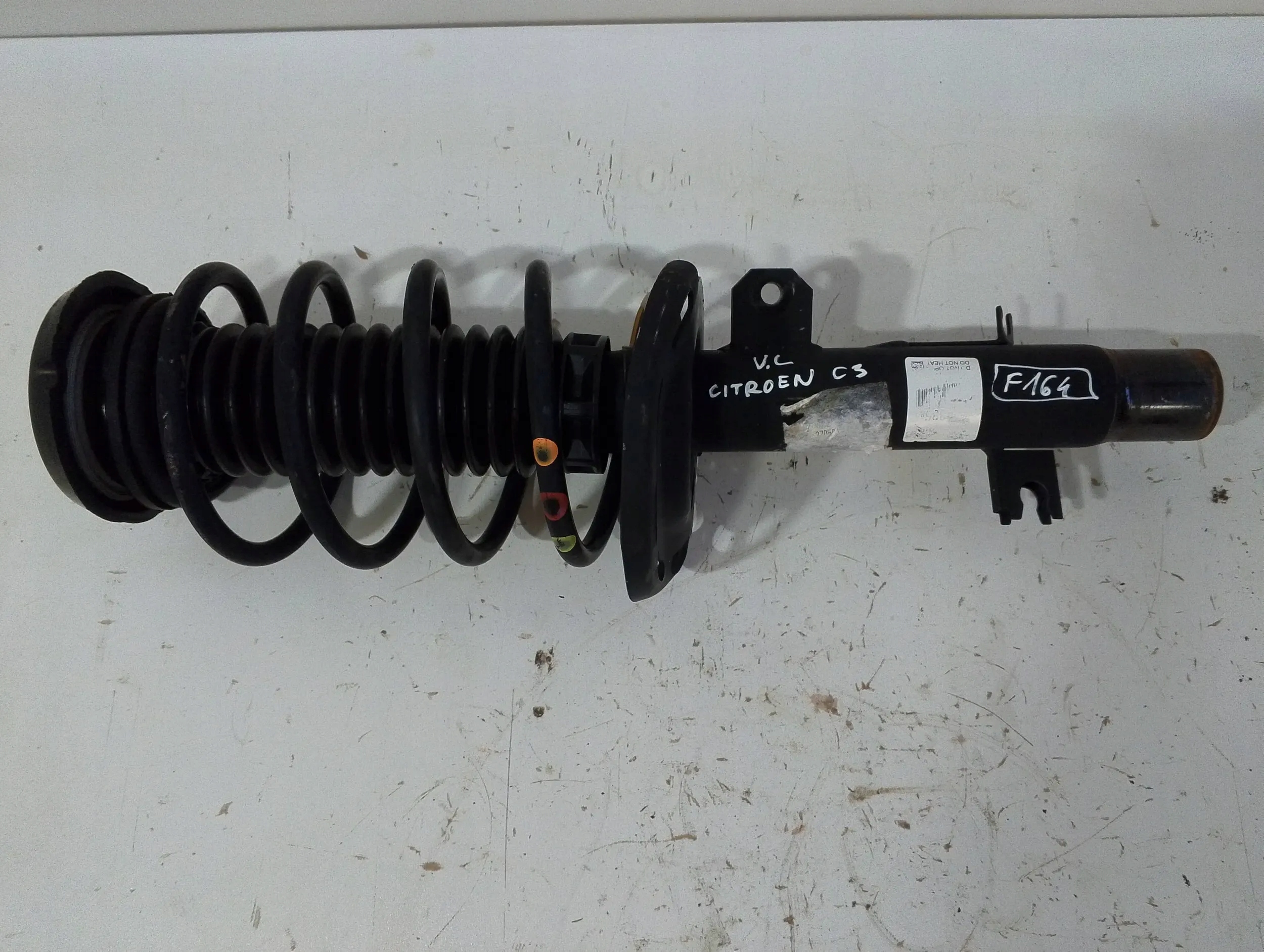 Citroen C3 III 2016-2019 shock absorber front left (F164)