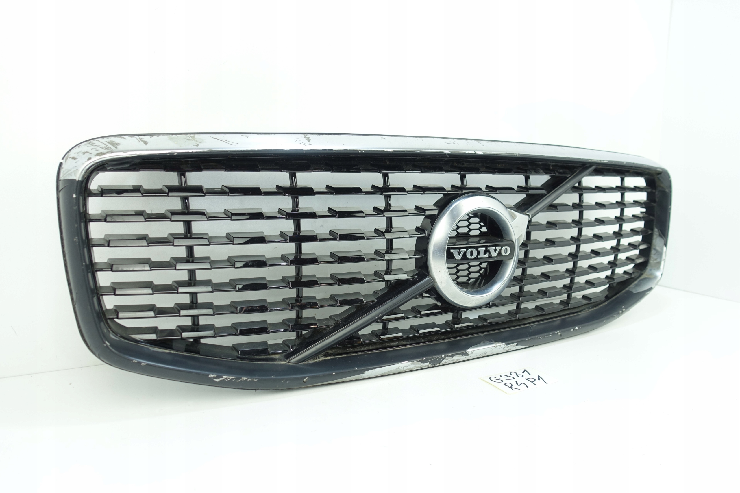 VOLVO XC60 II R-DESIGN 2017- Grill Grill der Stoßstange 31425534