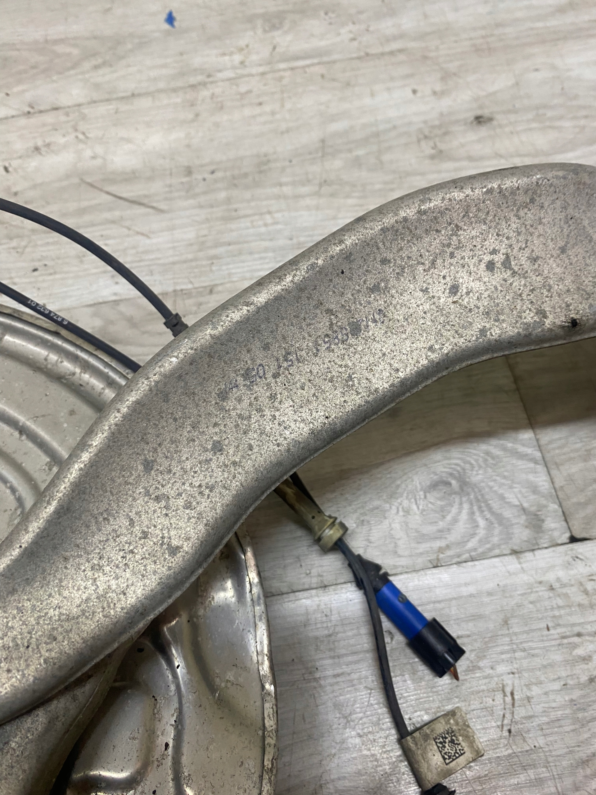BMW 7 G11 G12 swing front left