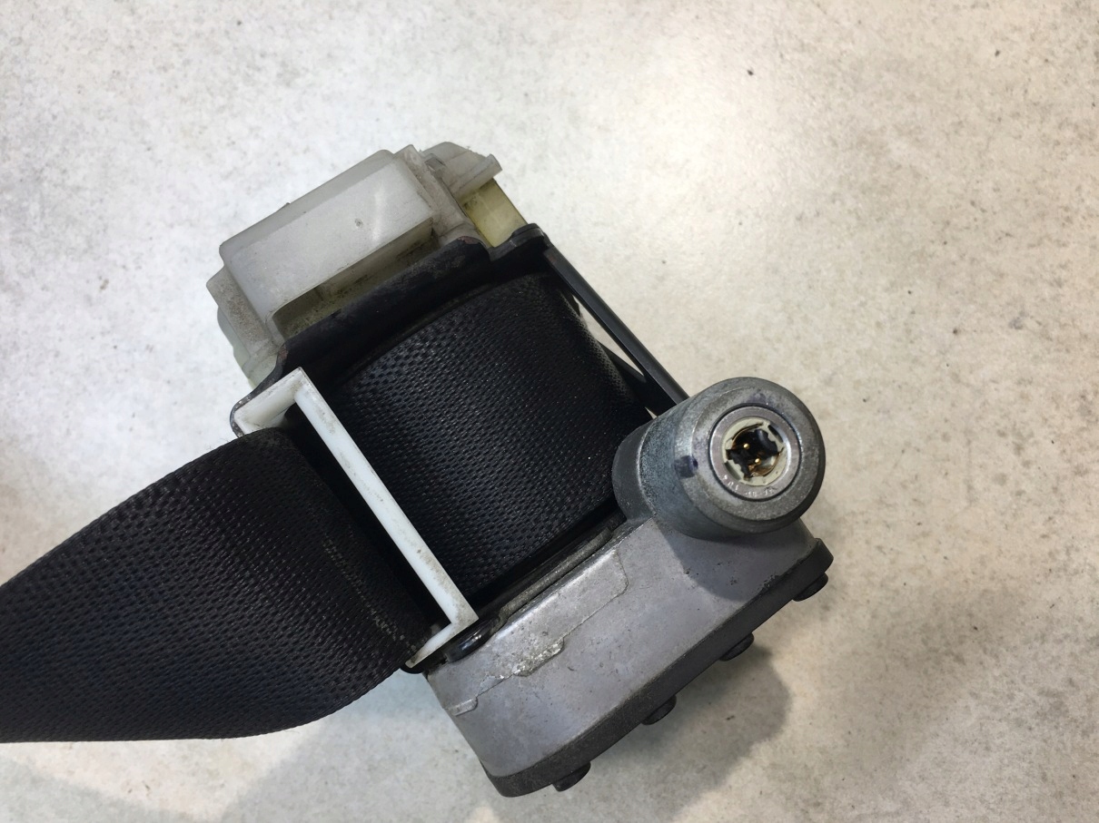 tension belt safety right front MERCEDES W203 COUPE
