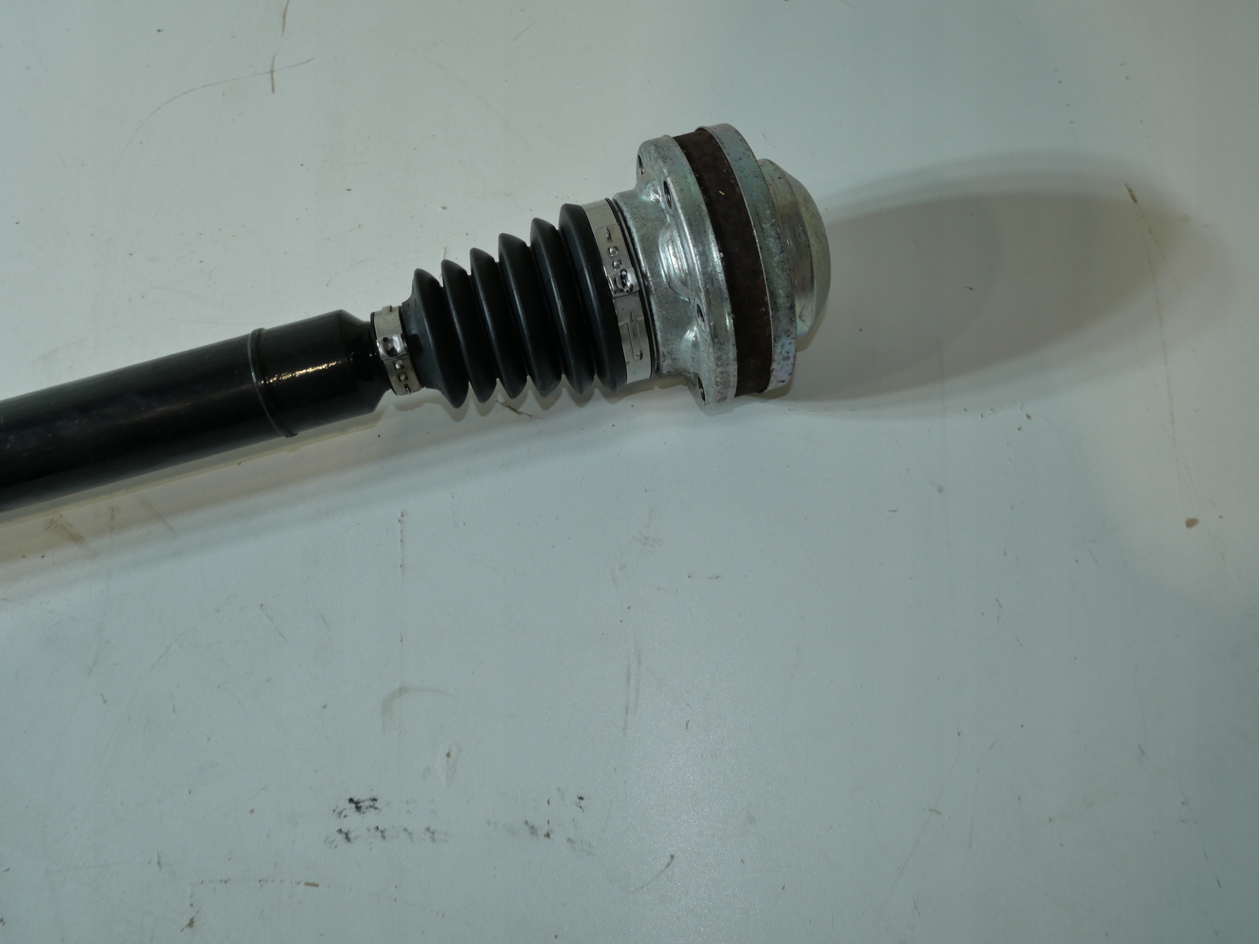 AUDI Q3 8U semi-axis right 5N0407766B