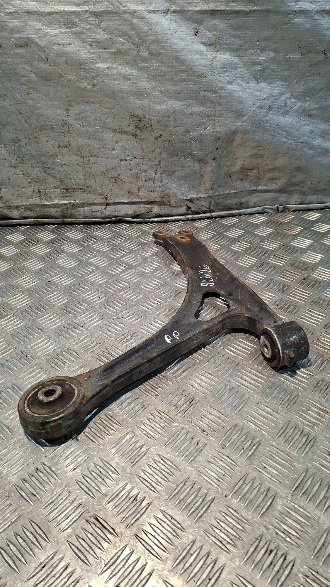 arm right front AUDI TT 1.8T