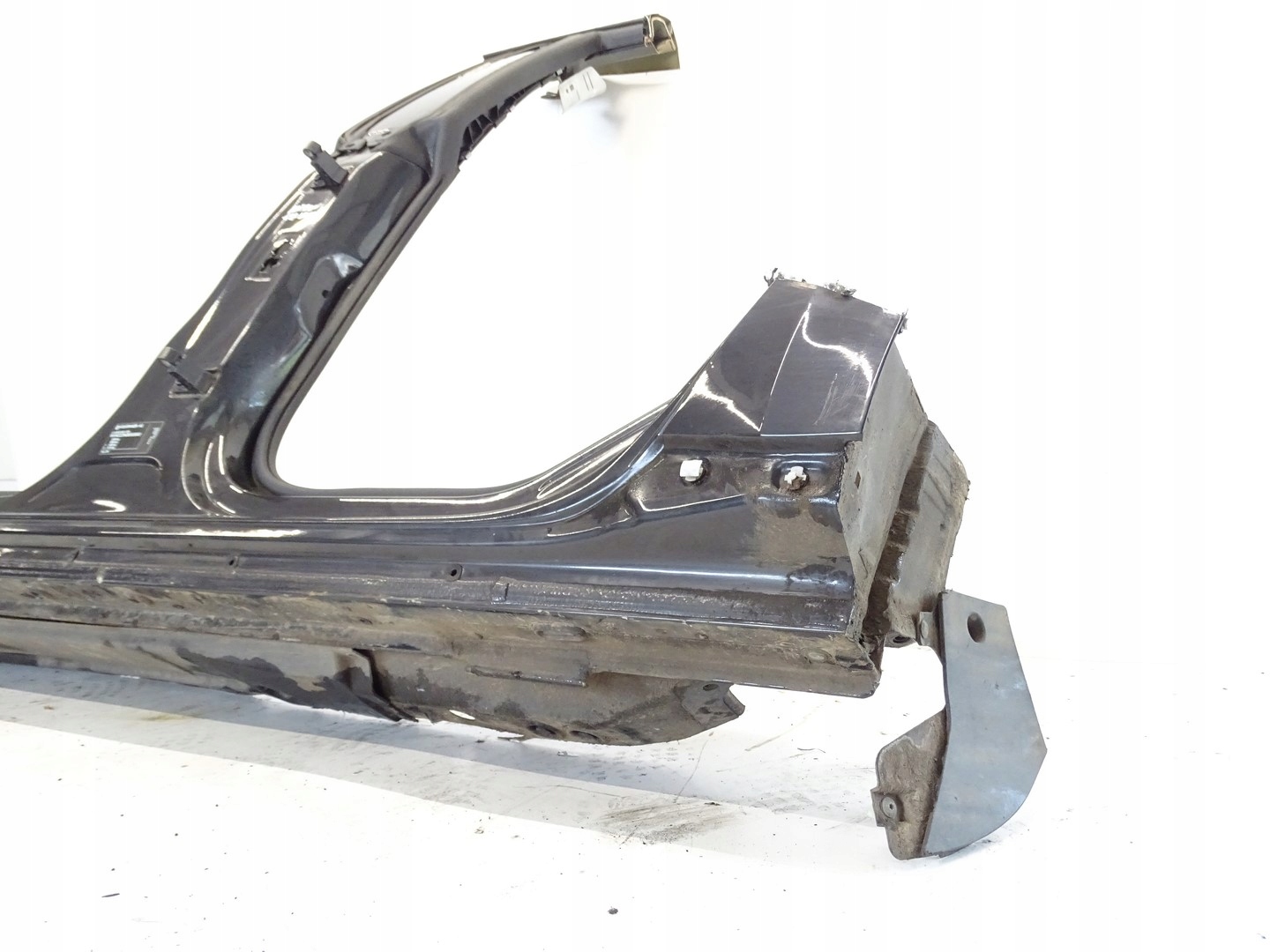 threshold front rear part left pillar B VW ARTEON 2019