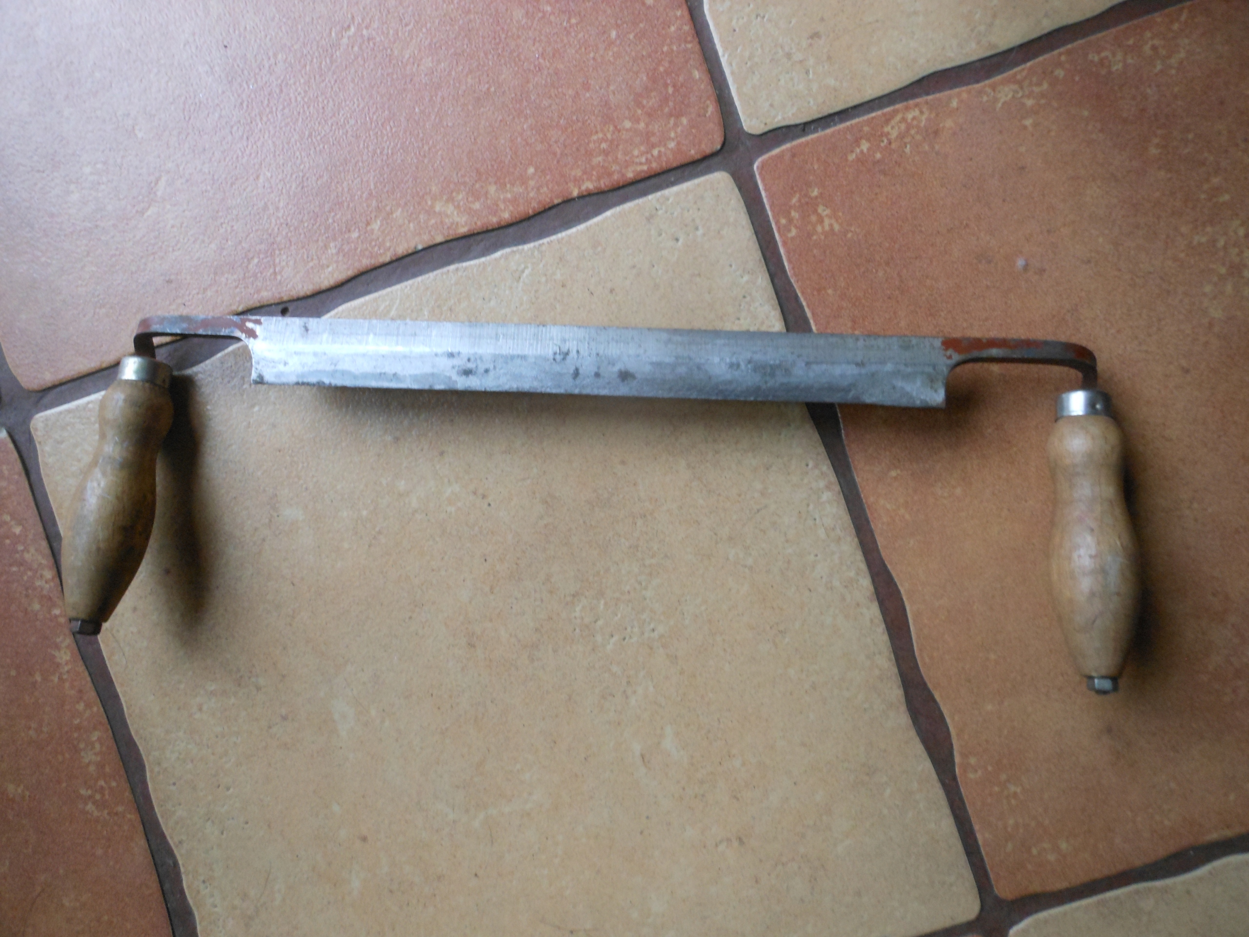 STARY OŚNIK DO KOROWANIA DREWNA