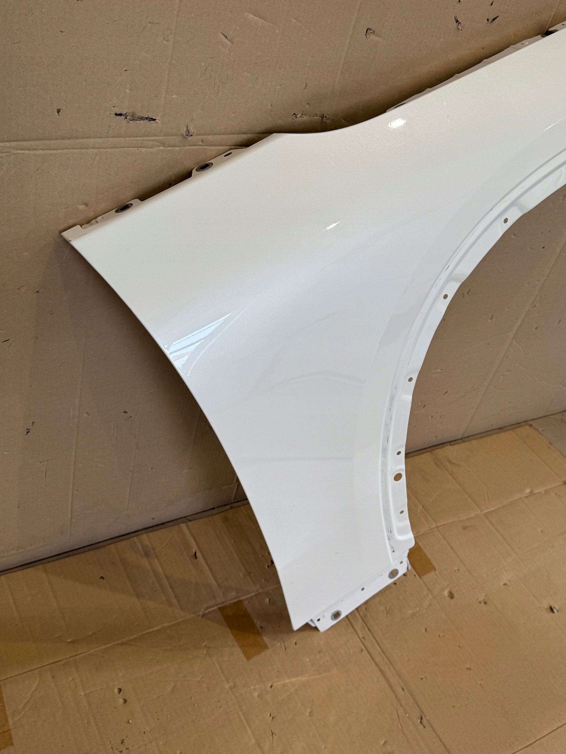 MERCEDES EQE W294 X294 BŁOTNIK PRZÓD PRAWY Typ samochodu Samochody osobowe