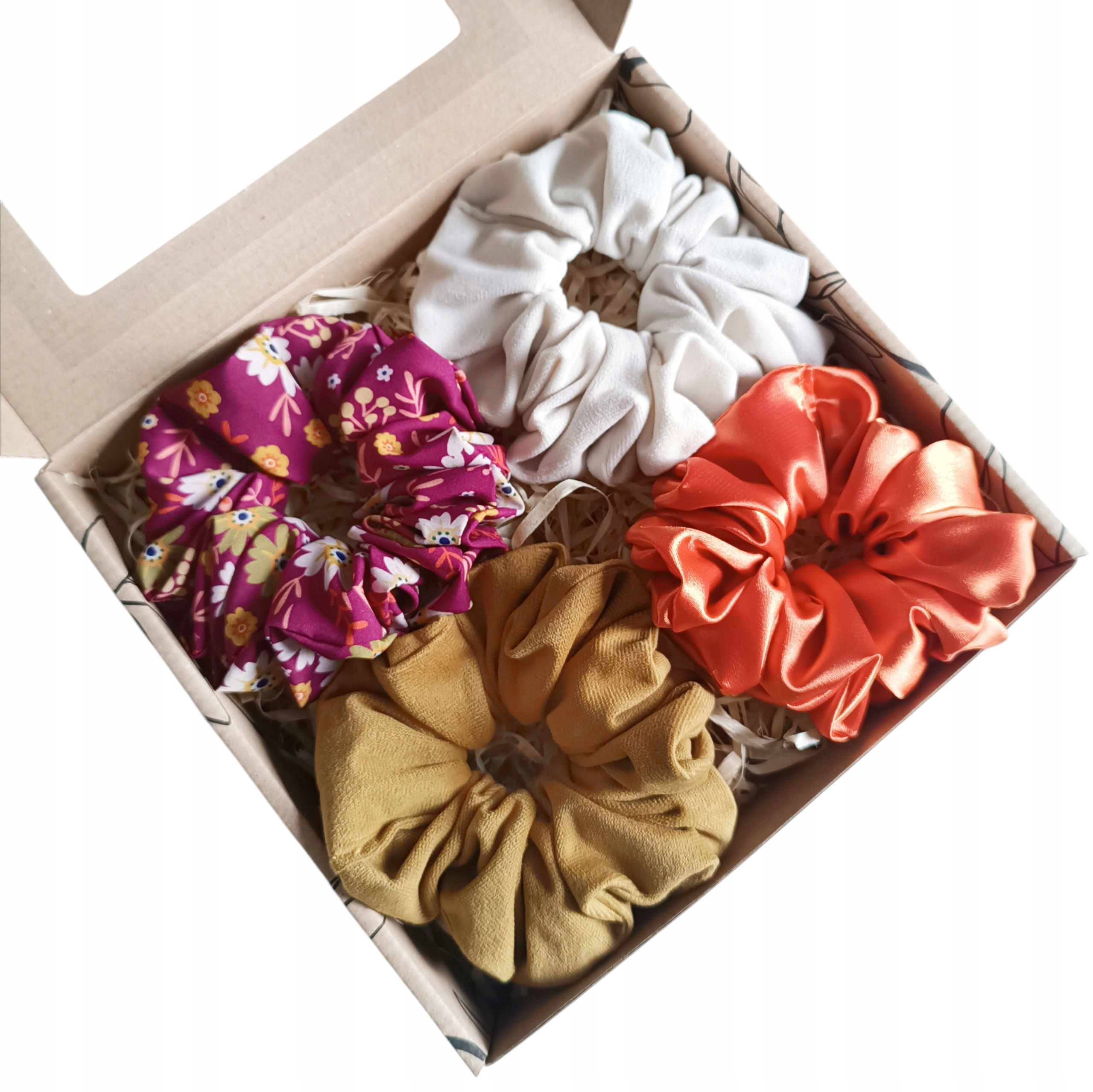 Dárek Pro Ni – Dárková Krabička S Gumičkami Scrunchie – „hello Autumn“