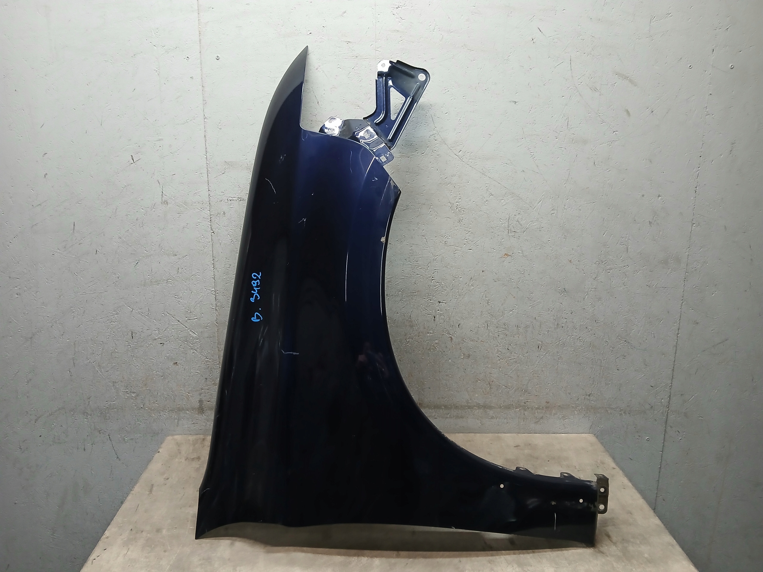 fender front right MITSUBISHI OUTLANDER III 3 LIFT 15
