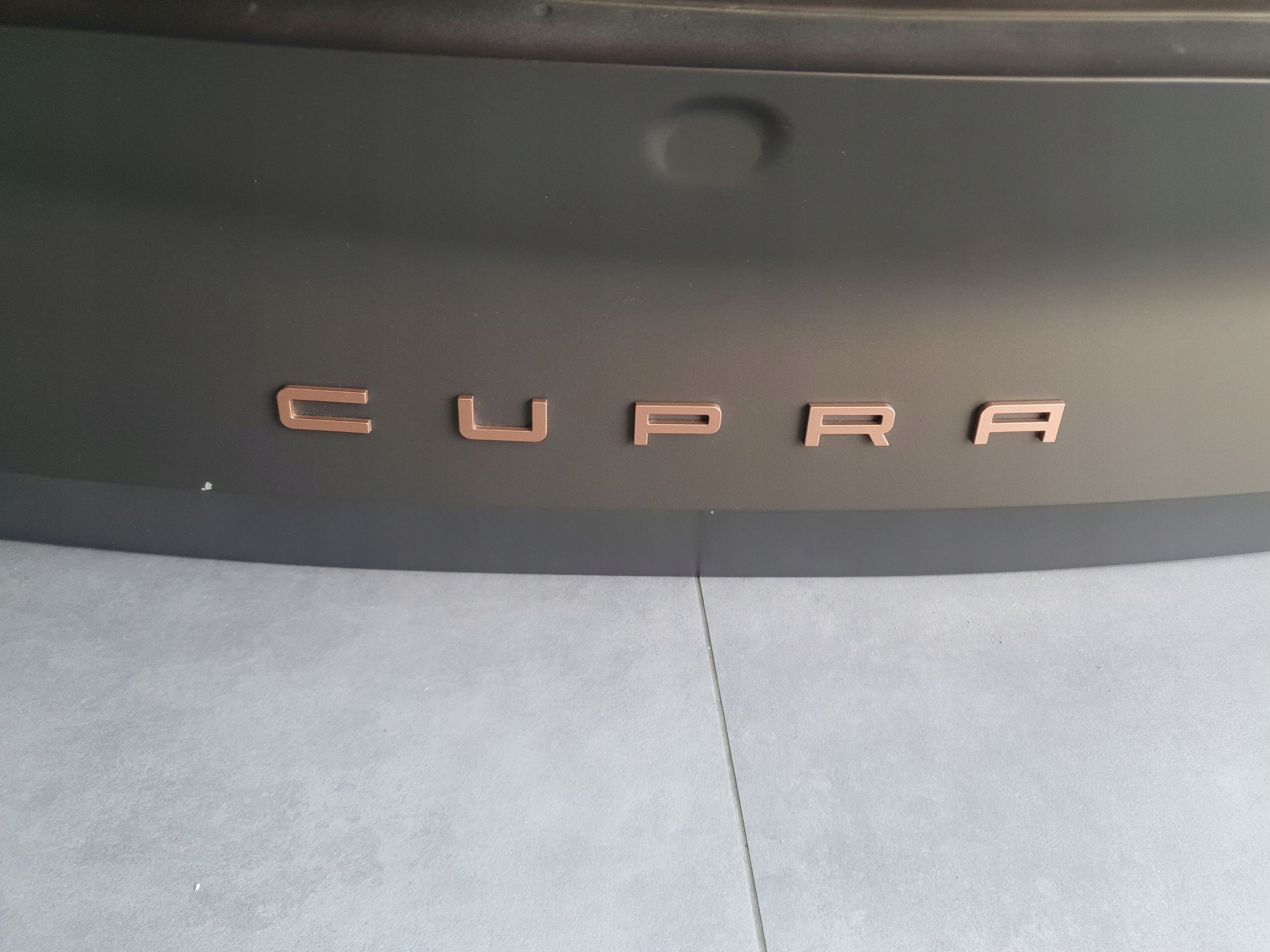 Cupra Formentor trunk door boot window 5FF845051C LS8A