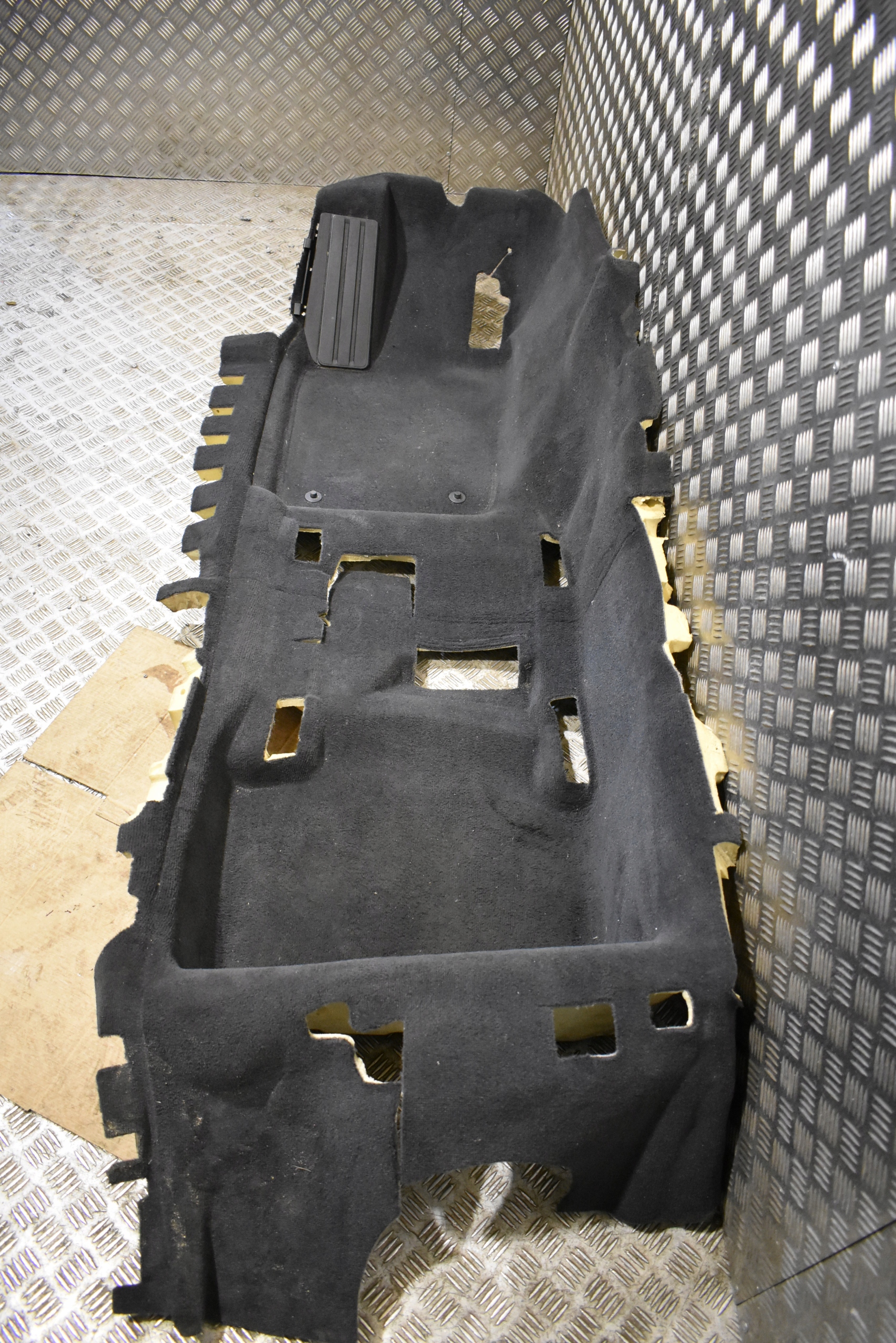 IDEALNY carpet left PORSCHE PANAMERA 971 1