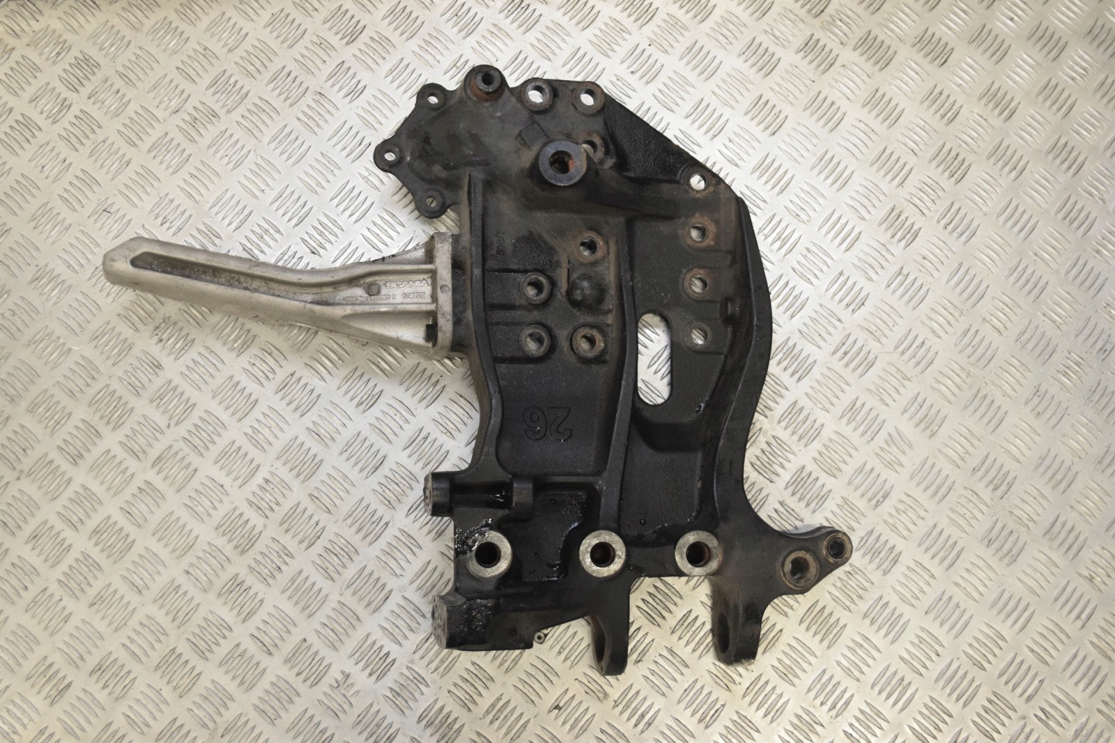 ЛЕВОЕ РАСШИРЕНИЕ РАМЫ SCANIA R