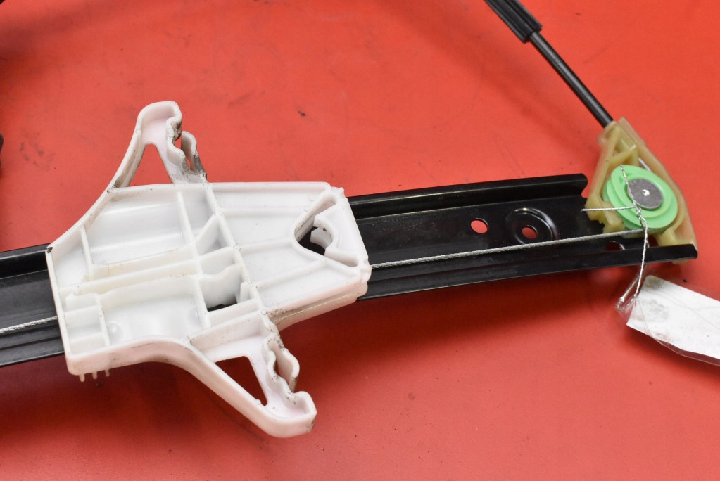 window regulator left rear part 5E0839461 SKODA OCTAVIA 3 III 5D HB 13-17