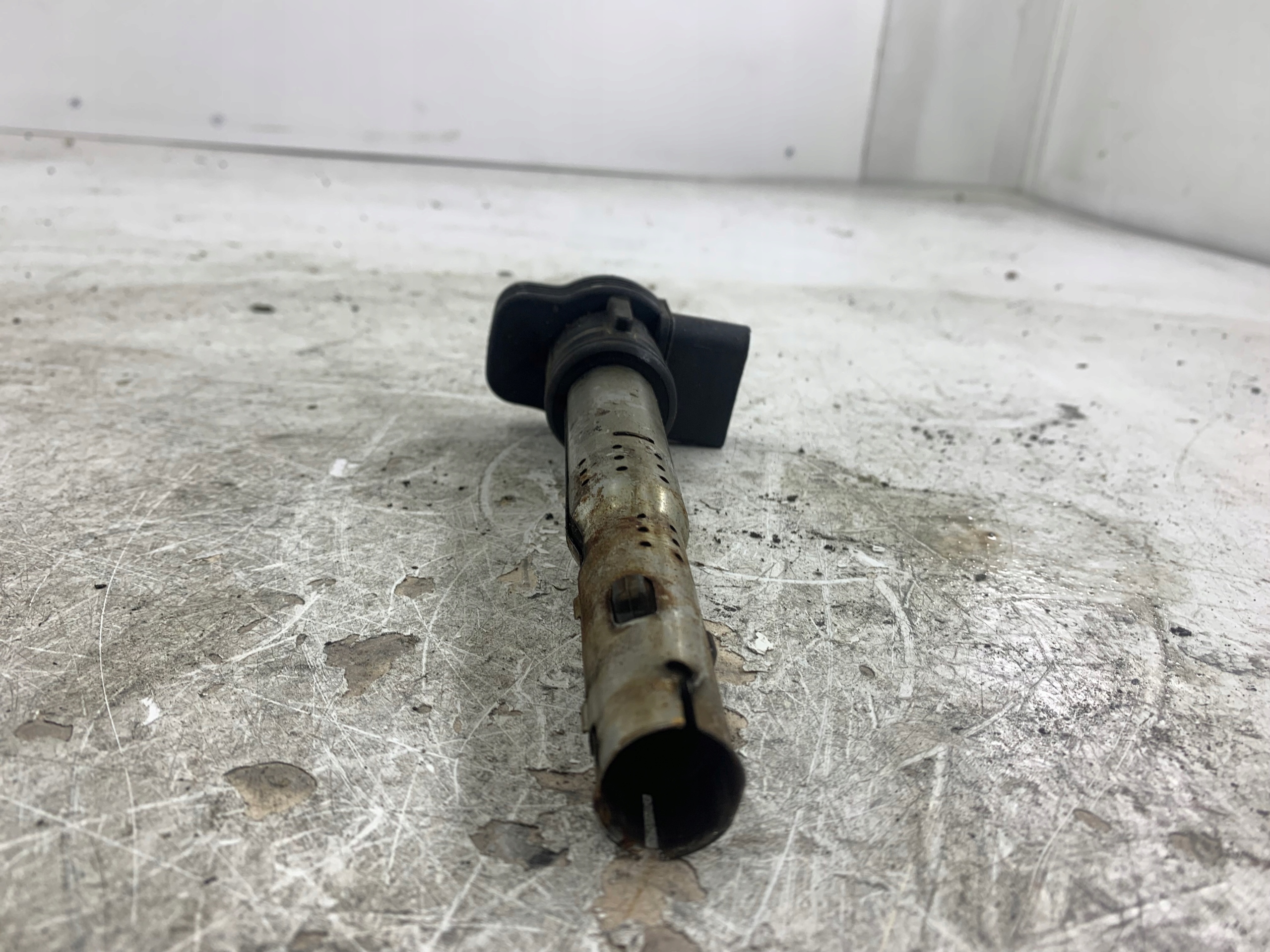 AUDI A4 B8 2.0 coil ignition 07K905715F