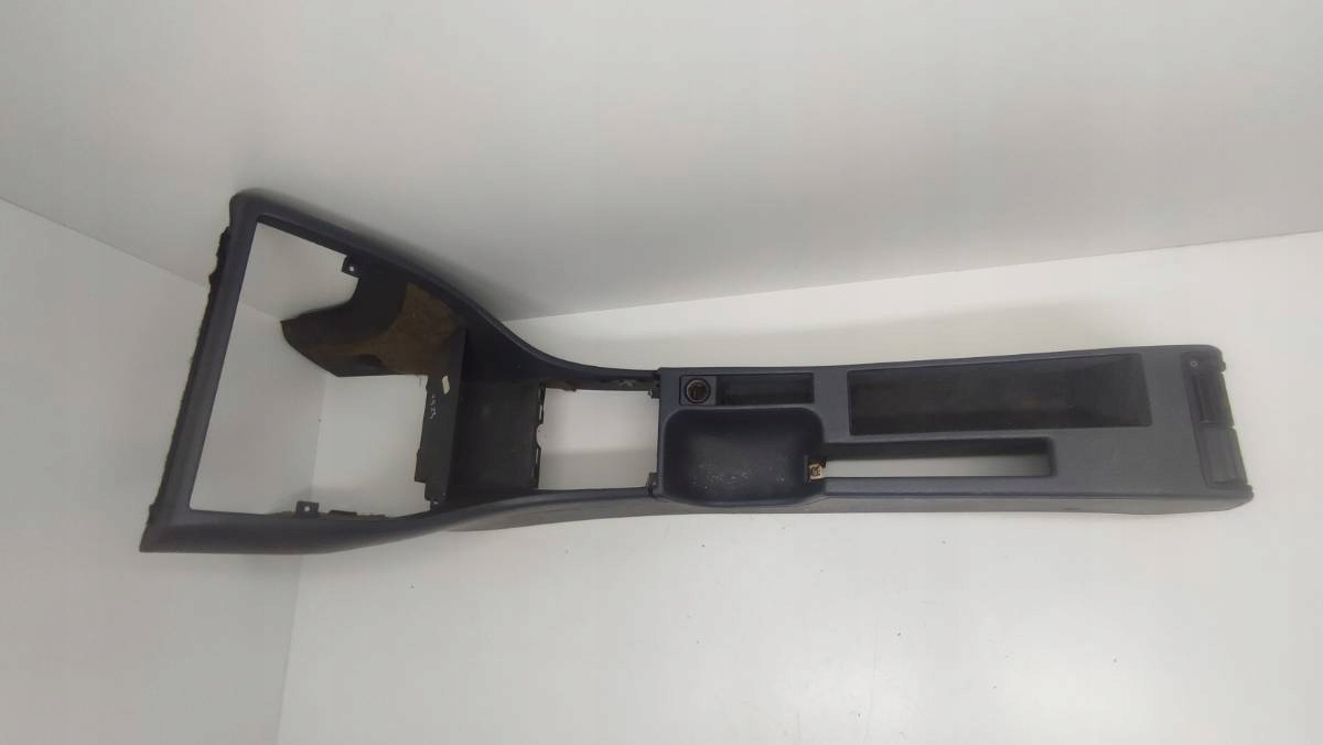 E45TGERFGRWET4 - Центральний тунель AUDI A6 C4 Універсал Європа 1996