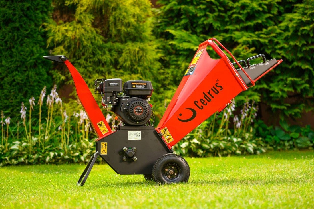 CEDRUS RB02 ROZDRABNIACZ SPALINOWY PROFESJONALNY REBAK DO GAŁĘZI 10cm MOCNY Kod producenta ROZDRABNIACZ PROFESJONALNY CEDRUS PRO ZESTAW