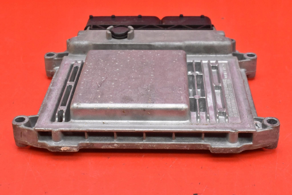 Centralina computer Motore 39120-2B601 0261S0435 KIA CEED 1 e 1.6 16V 07-10