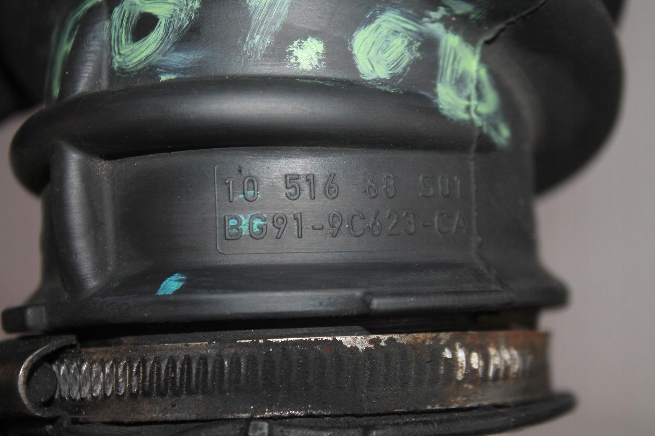 pipe air hose 1051668 VOLVO V60 1.6 D2 10