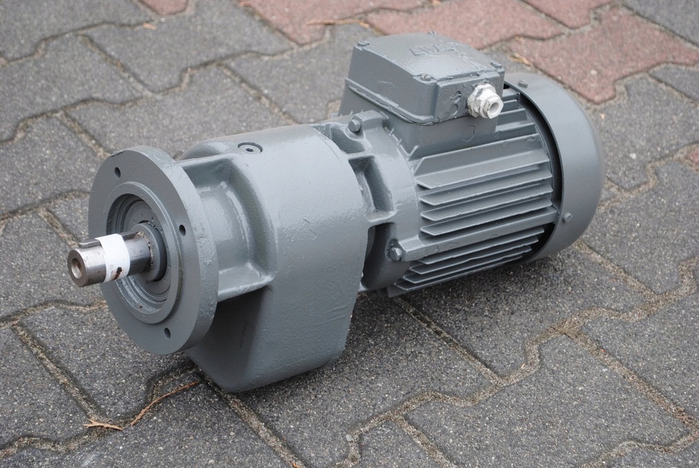 Motoreduktor kołnierzowy 0.75kw. 14obr./min. ABM