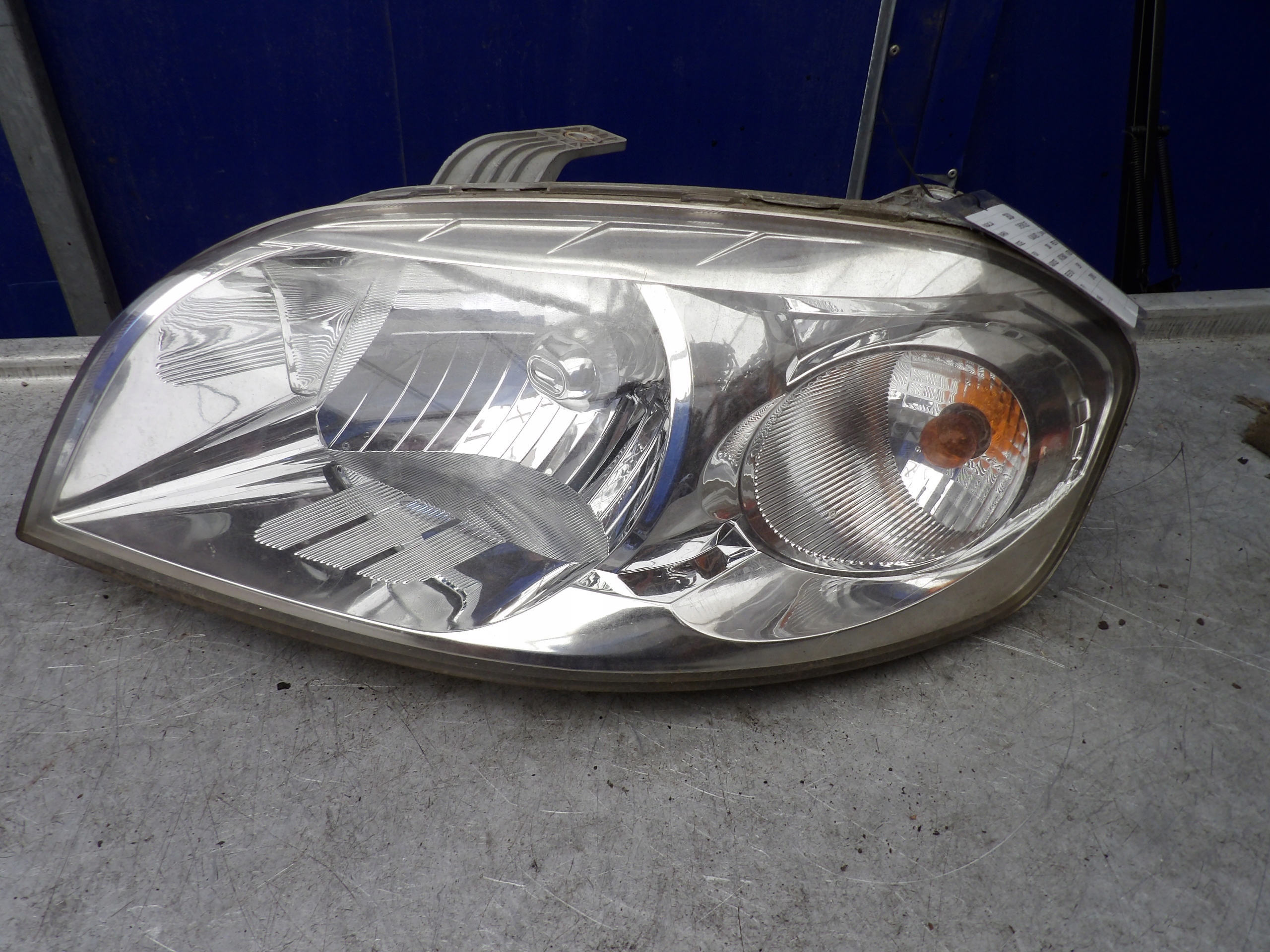 Chevrolet Aveo, Kalos II light front left
