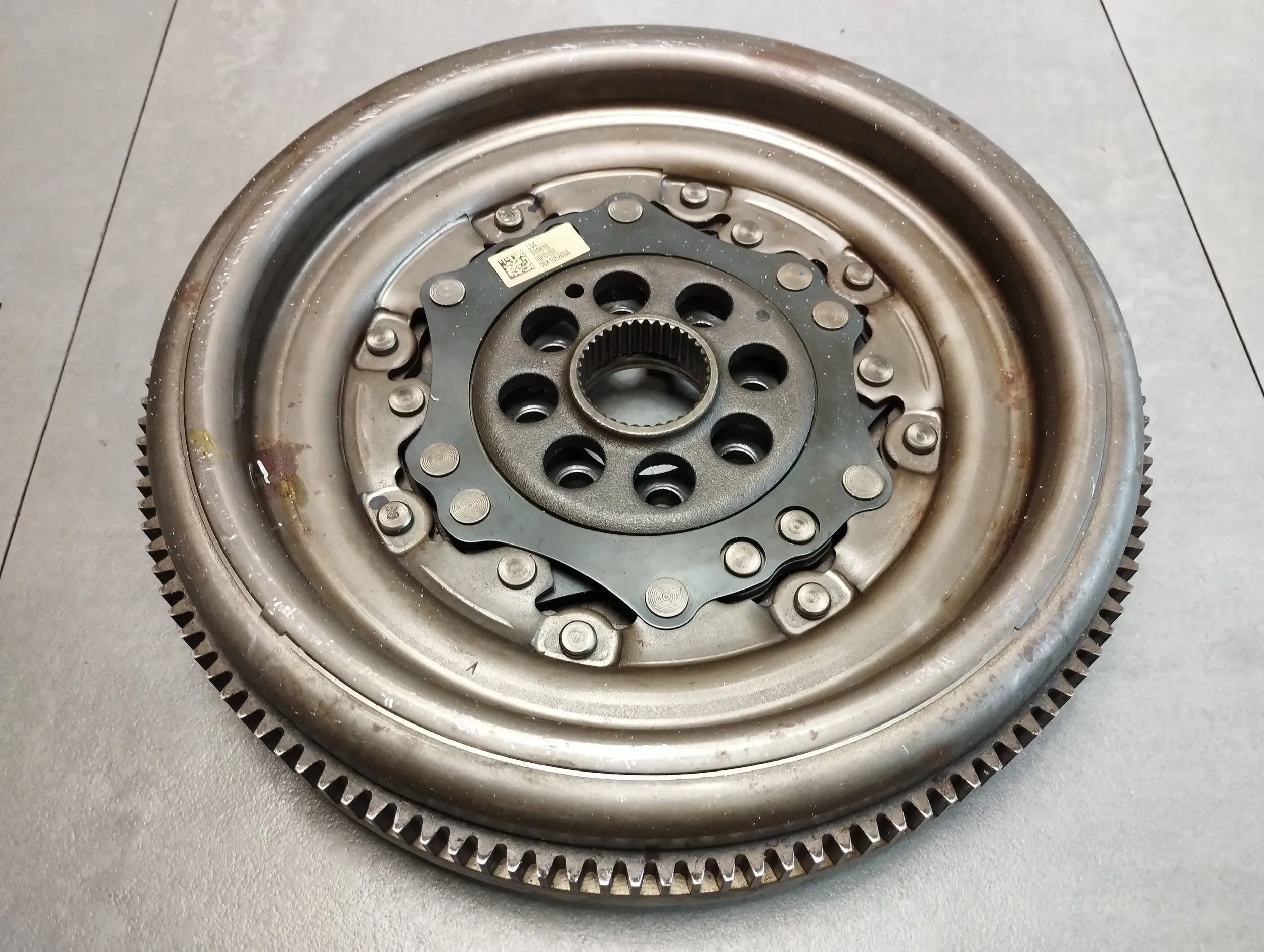 VW Golf VII 7 2.0 TSI clutch DWUMAS 06K105266A