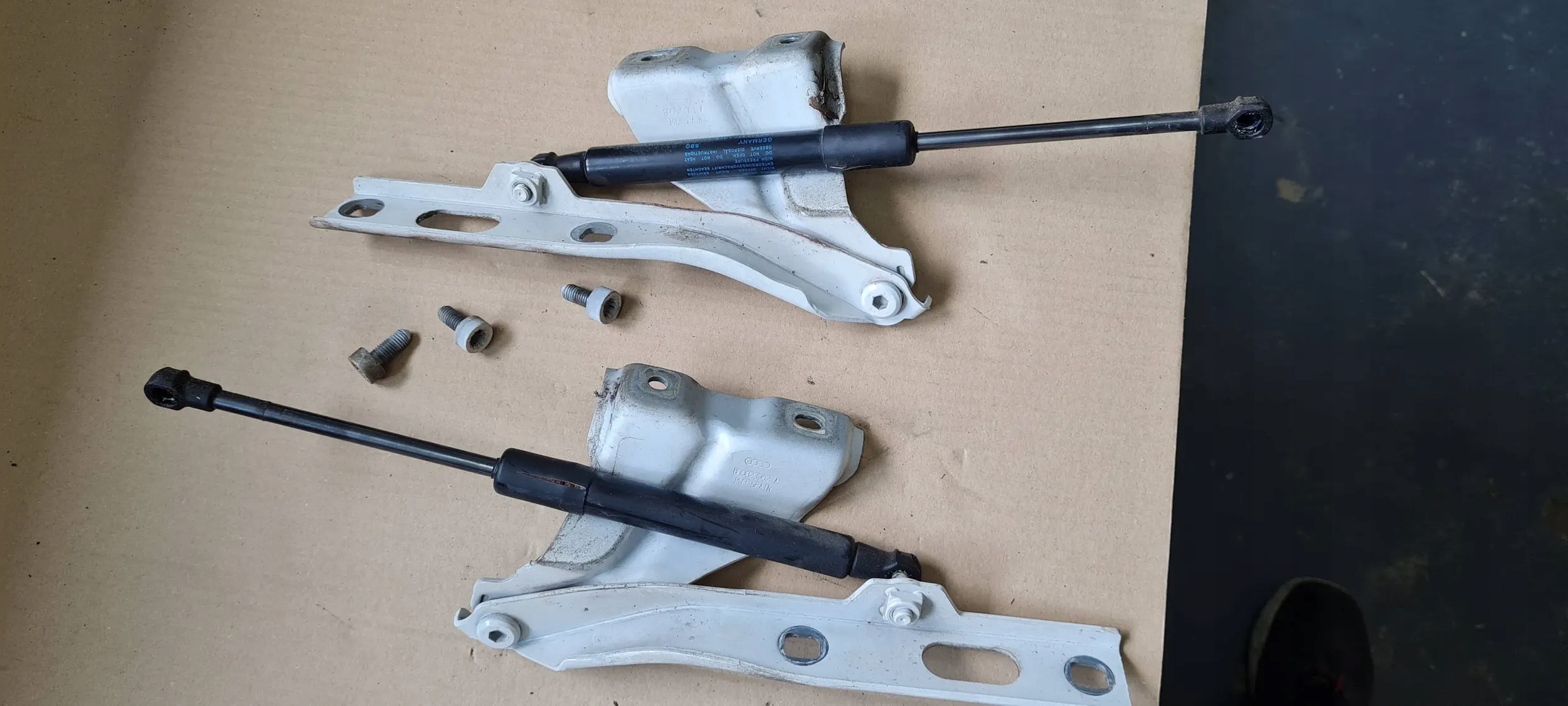 SQ5 8R Q5 hinge bonnet hinges left right LY9C 2X