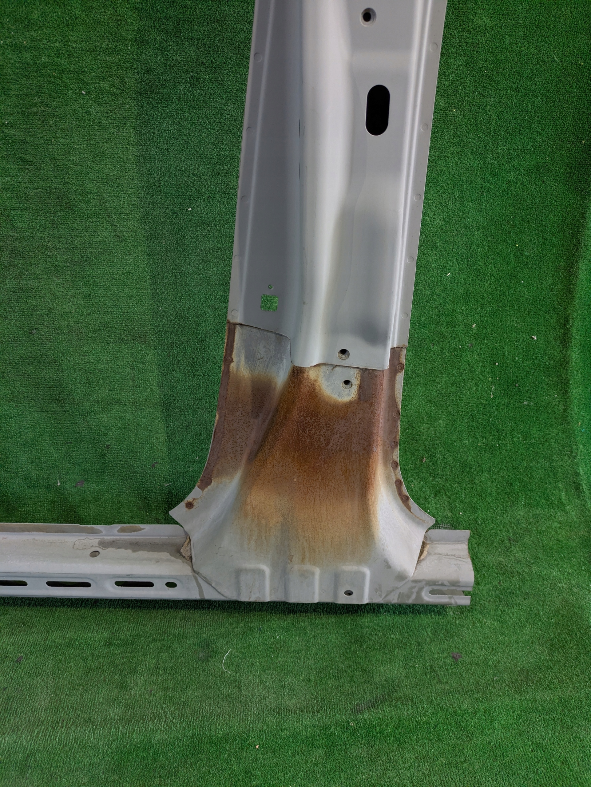 pillar left threshold ISUZU D-MAX III NR.047