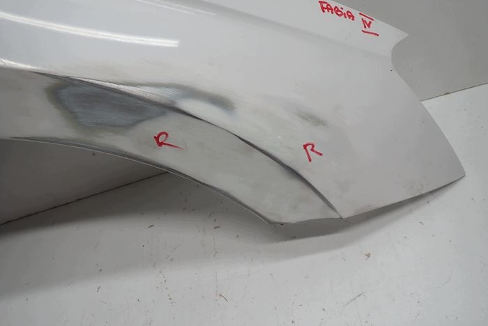 SKODA FABIA IV blatník pravý predný predok