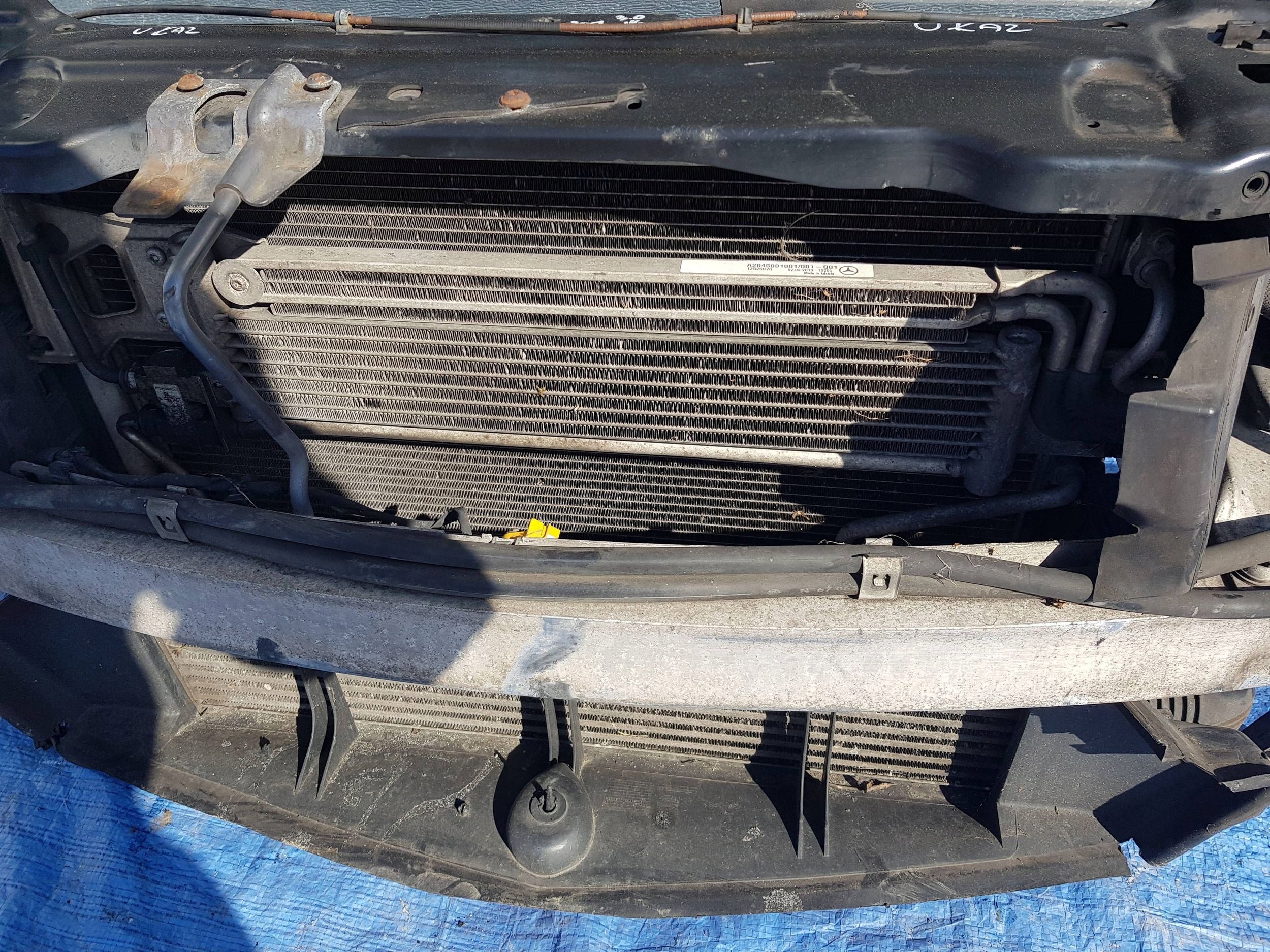 support panel for radiators radiator MERCEDES W207 3.0 CDI AUTOMAT
