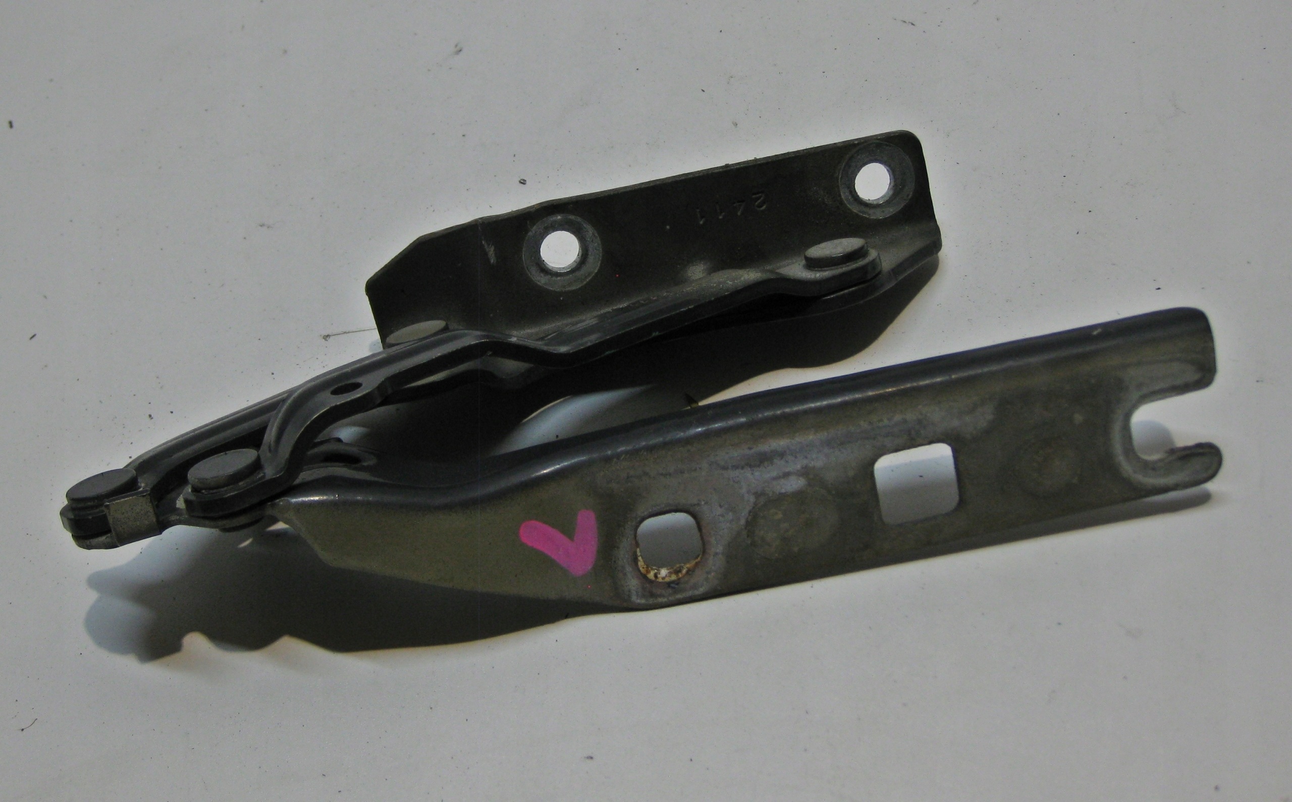 VW GOLF VI KOMBI 11R bonnet latch lock left 1KM823301