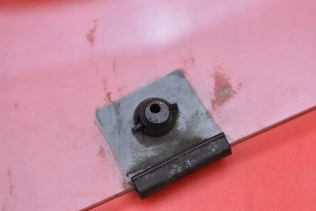 window side right rear part rear DACIA DUSTER 1 and LIFT 13-17