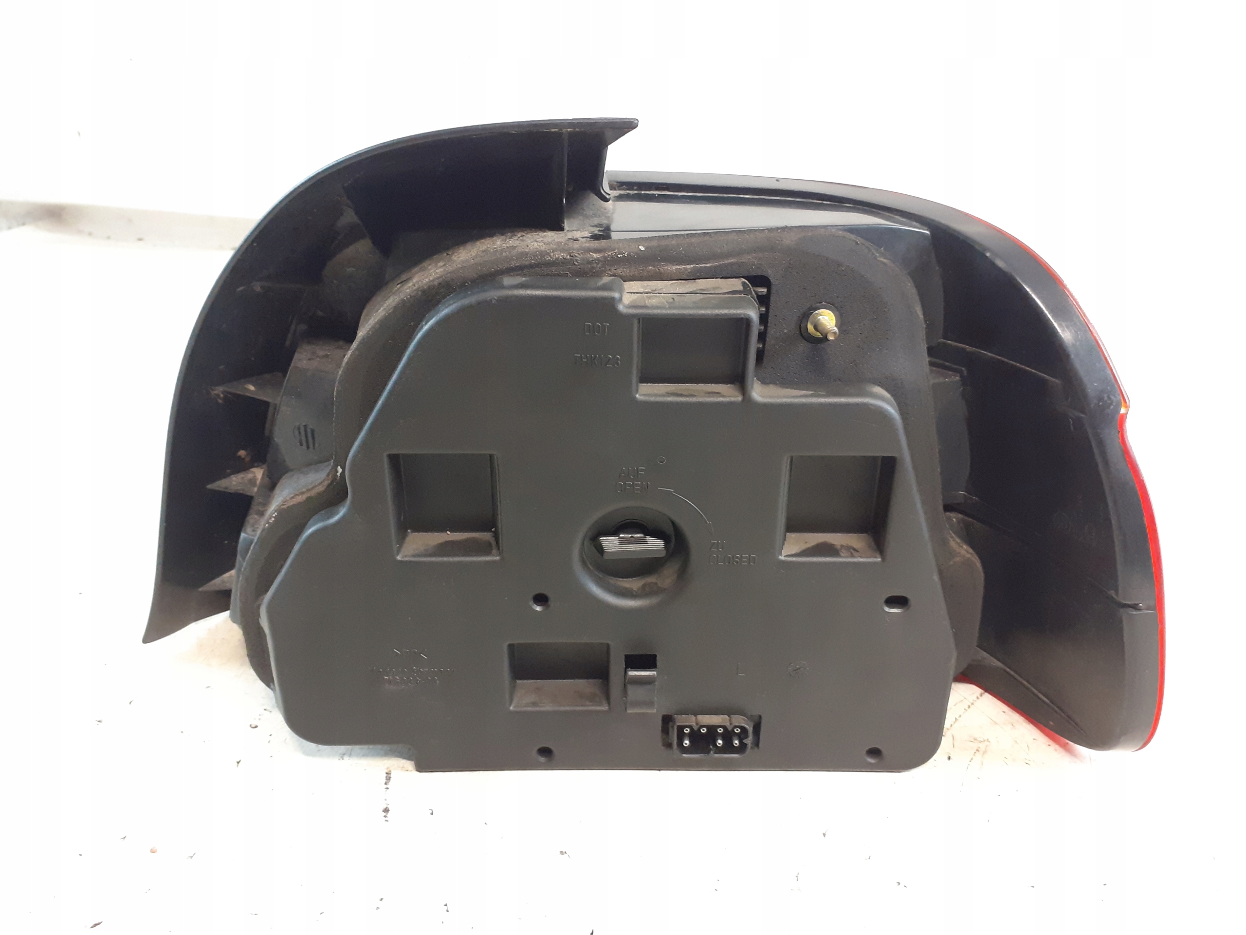 light rear part rear BMW 5 E39 E-39 sedan left EU.