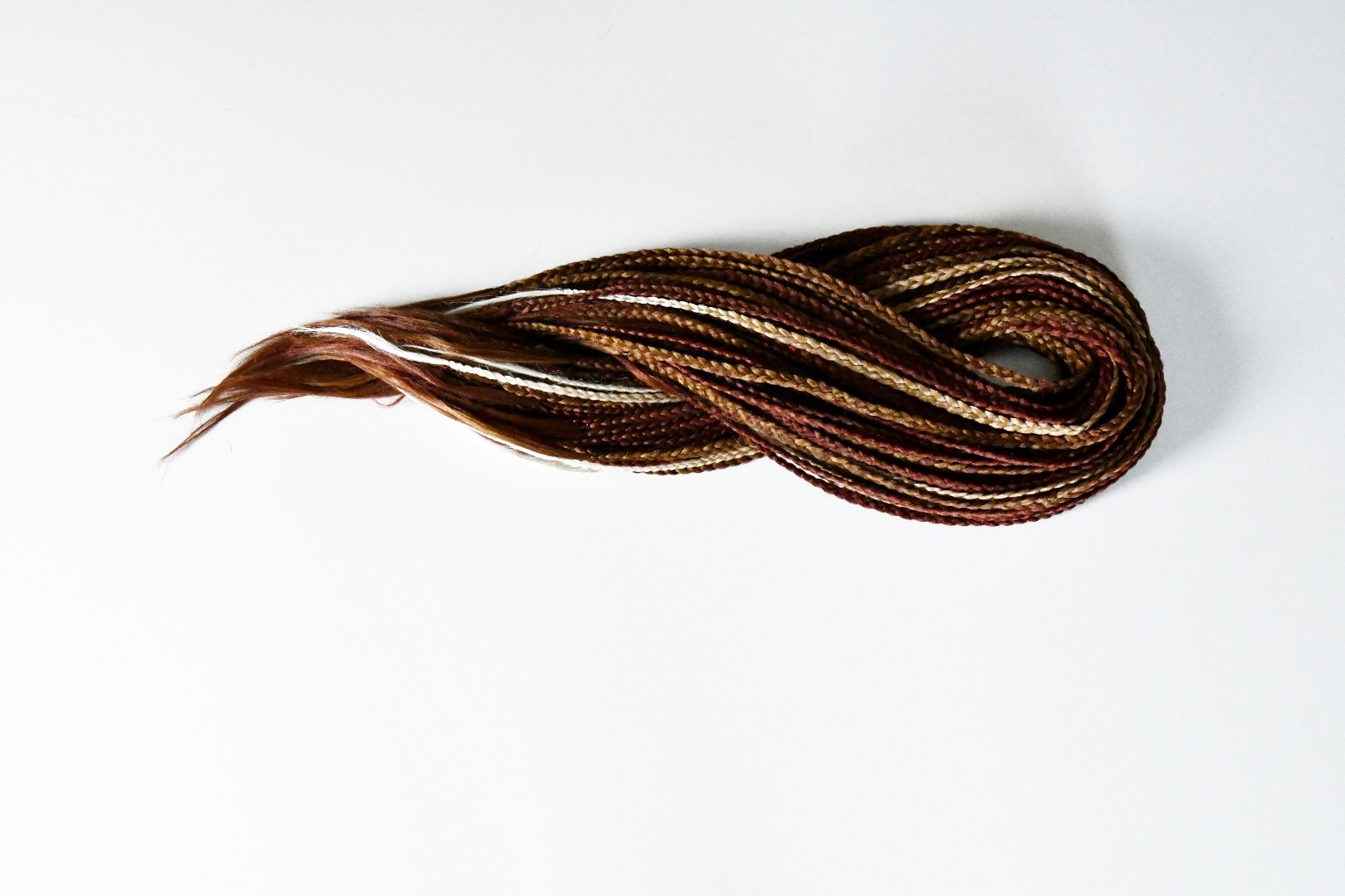 Sada opakovaně použitelných copánků 60 kusů, 120 konců, hnědé odstíny