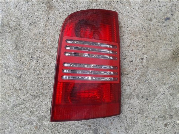 ЛІВИЙ ЗАДНІЙ ЛІХТАР SKODA OCTAVIA І LIFT ЄВРОПА