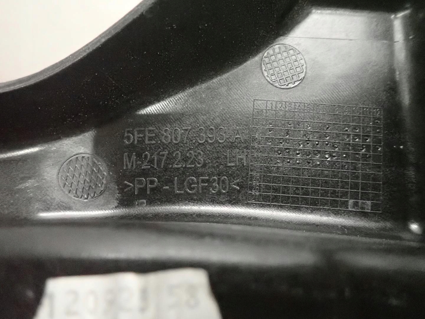 bumper bracket left rear part SEAT LEON IV 2020- KOMBI 5FE807393A