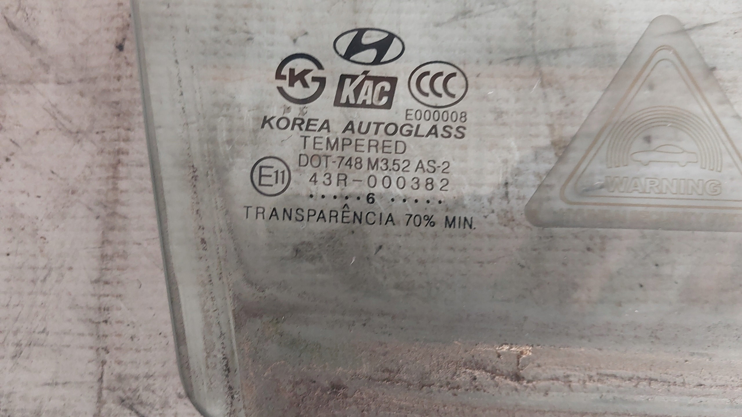 HYUNDAI TUCSON and 04-10 window door door right front right front