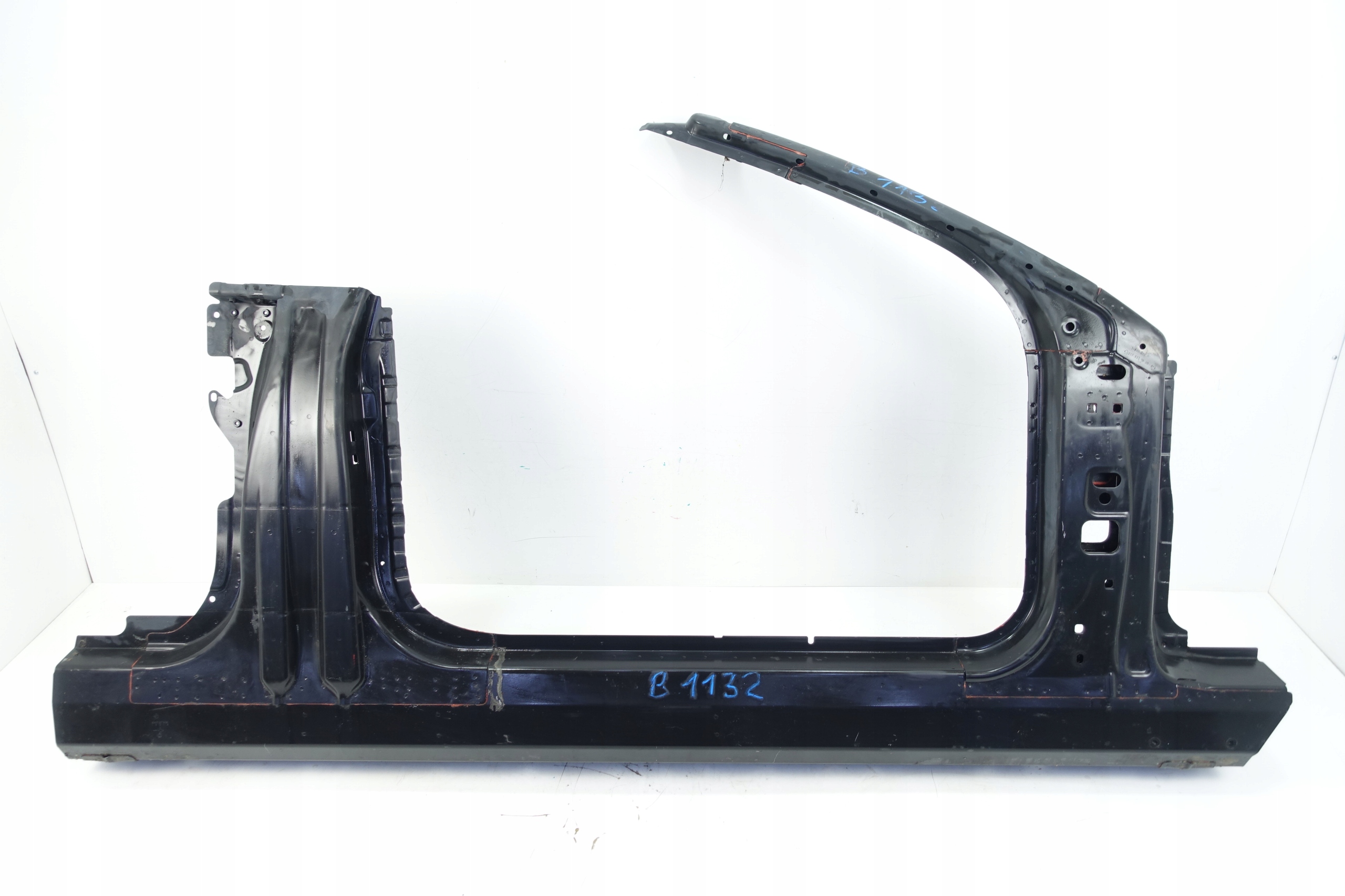 práh boční pravé MERCEDES W217