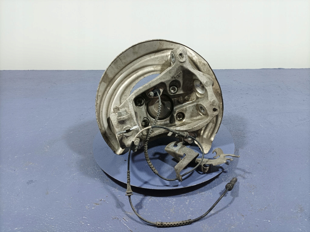 BMW 3 G20 G21 2.0 B 184 KM ZWROTNICA PIASTA PRZÓD PRZEDNIA LEWA 621654 Numer katalogowy części 621654