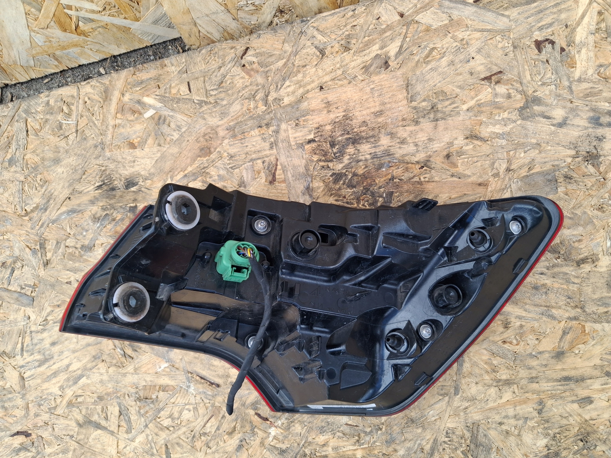 light left rear left rear part AUDI Q8 E-TRON 4KE945091B