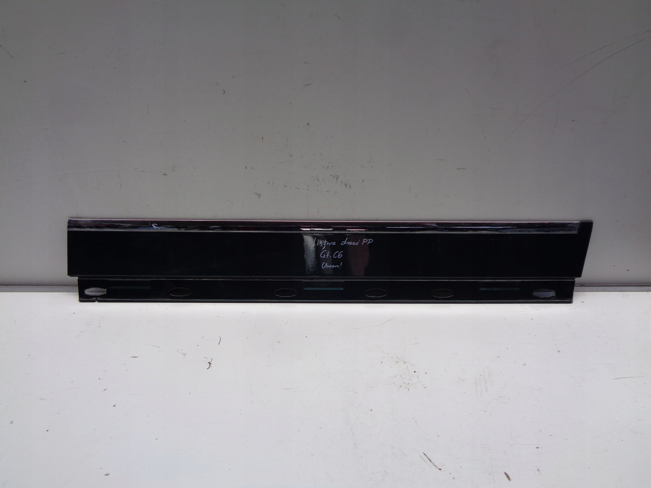 moulding door right front CITROEN C6