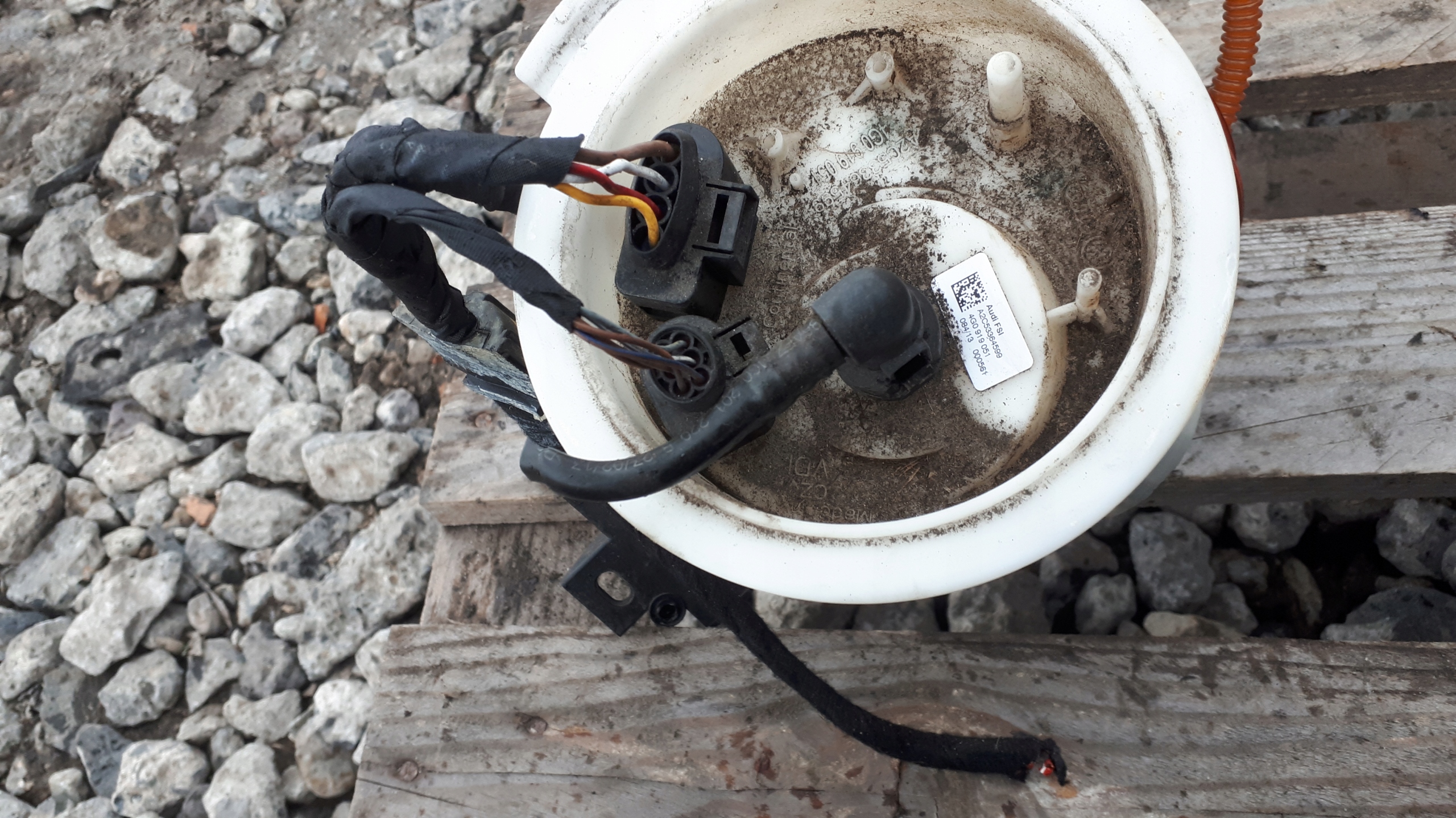 A6 C7 PUMPA GORIVA 3.0 TFSI 4G0919051 S7 A7