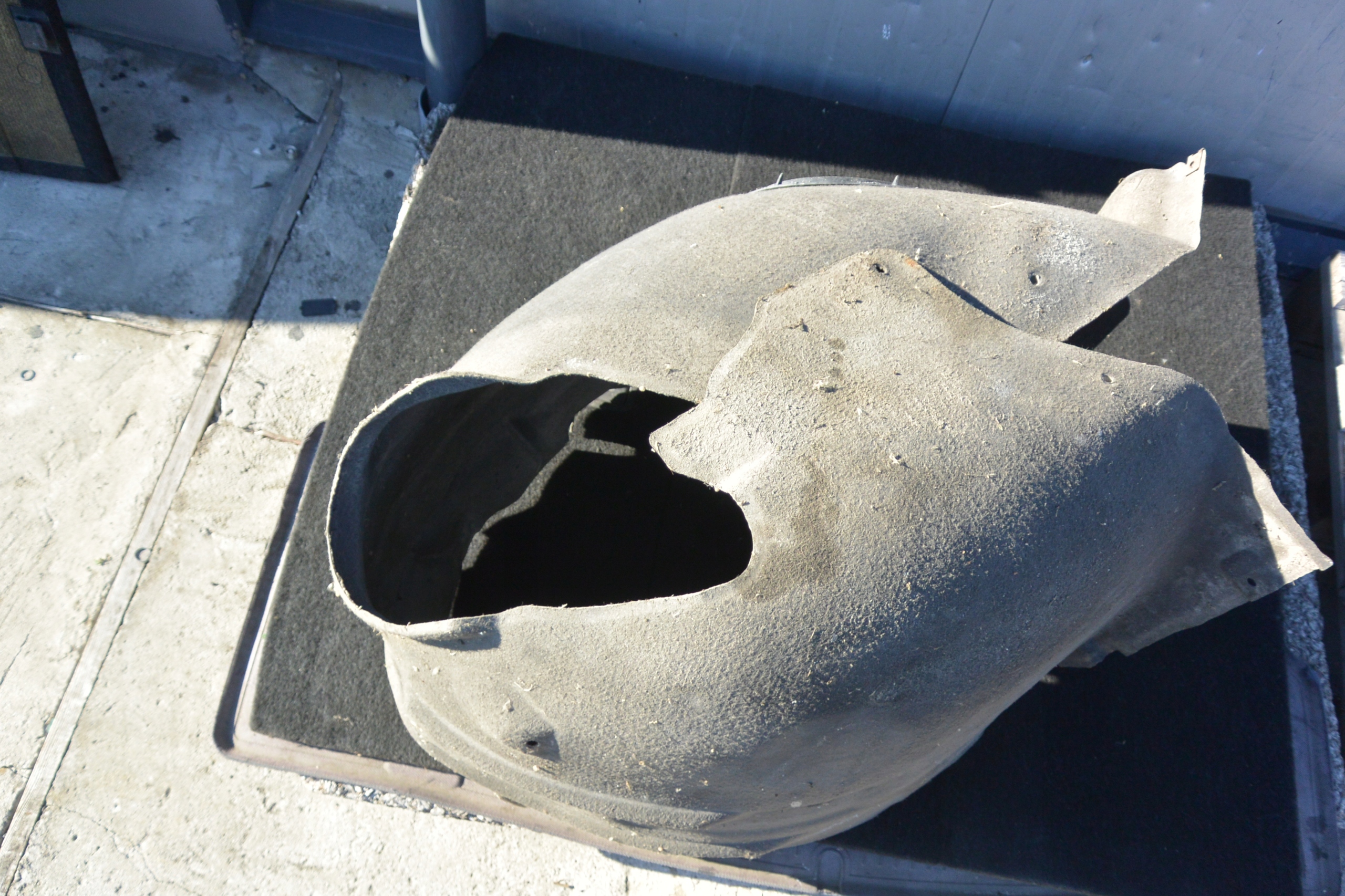 mudguard left front AUDI Q7 4L